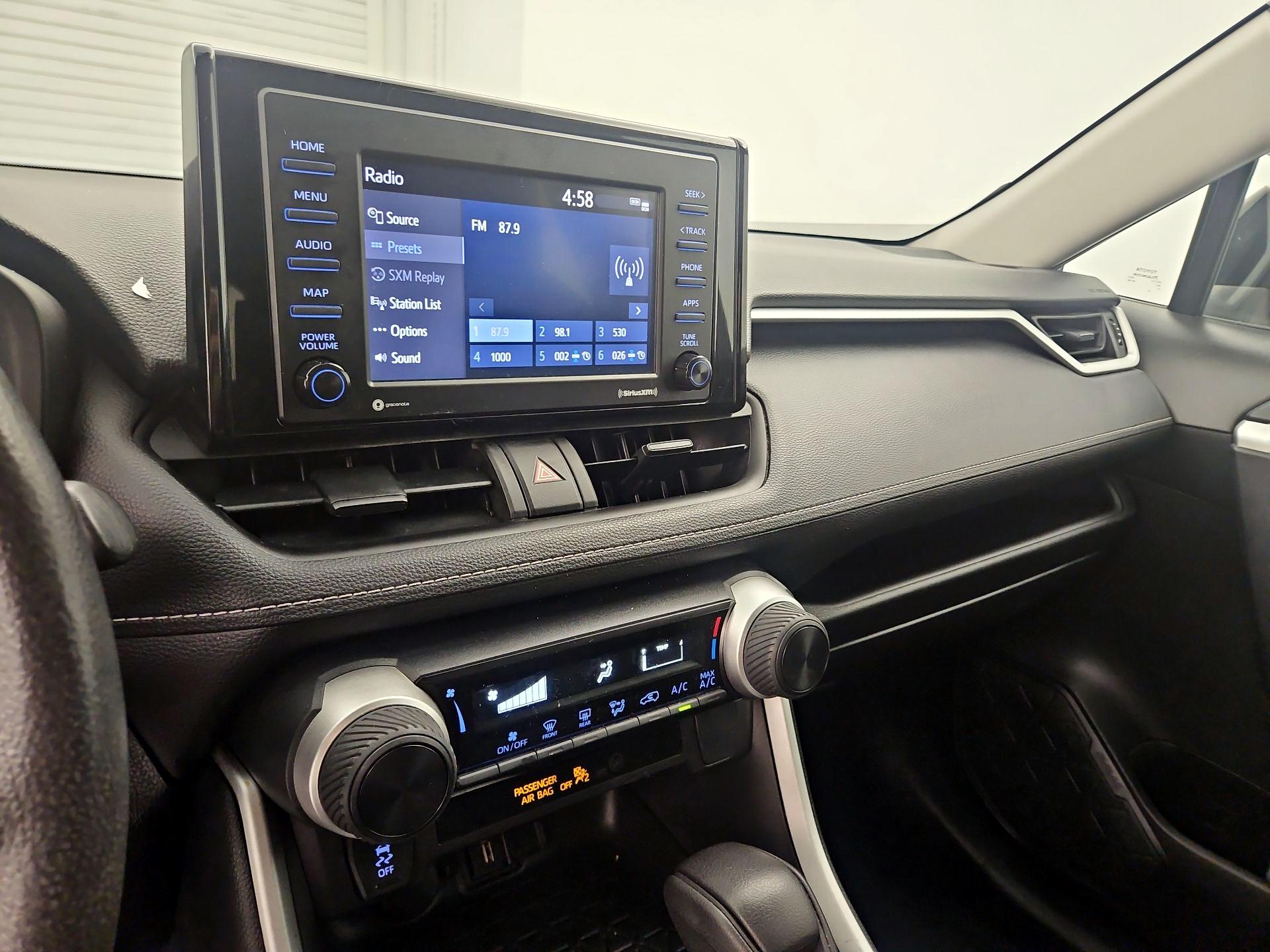 Thumbnail: 2022 Toyota RAV4 - 13