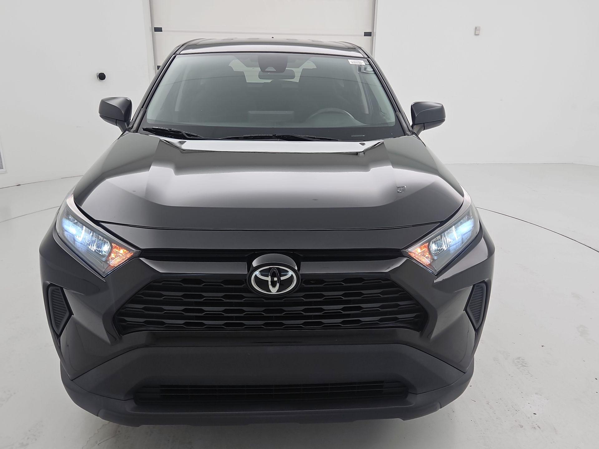 Thumbnail: 2022 Toyota RAV4 - 2
