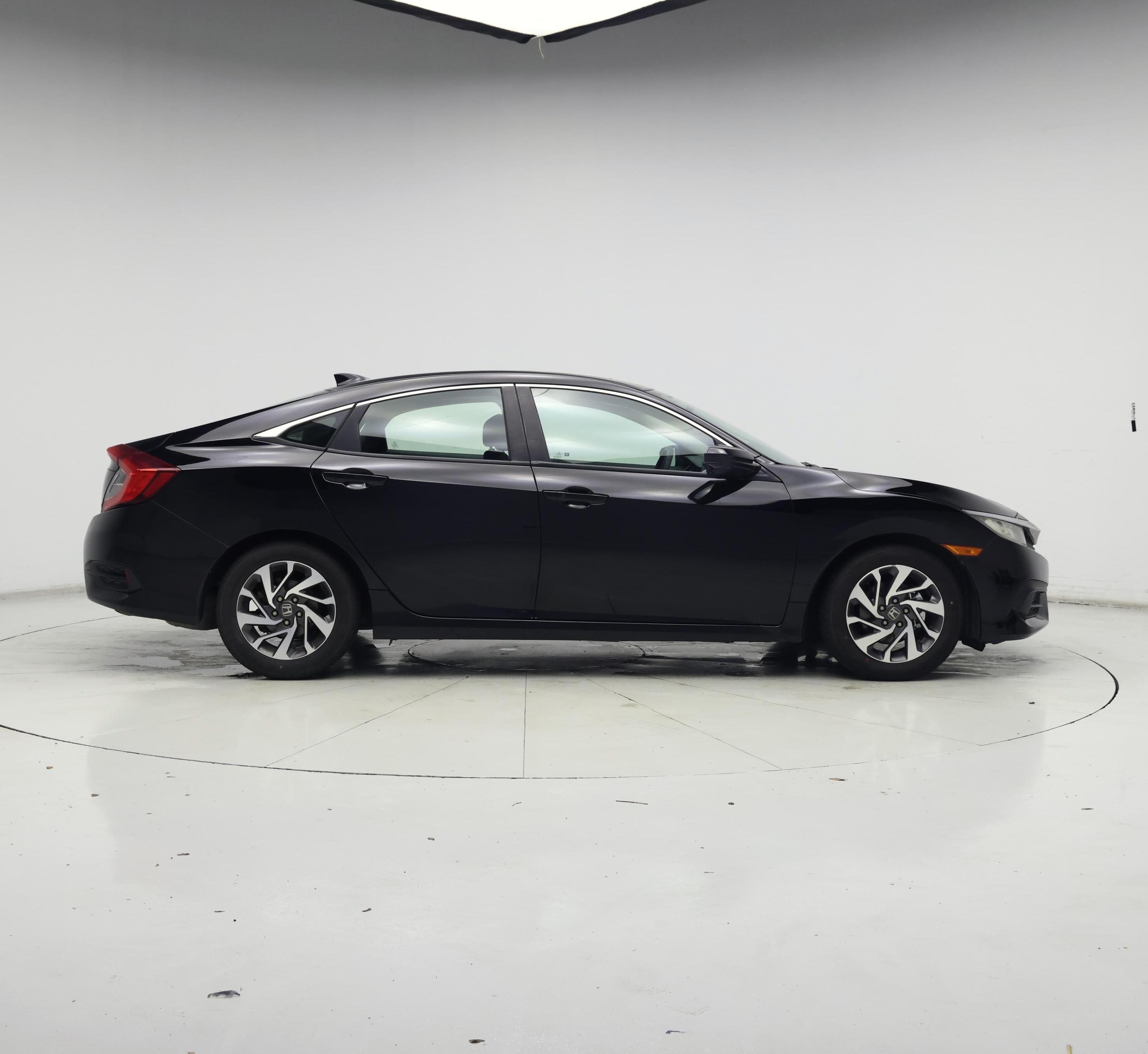 Thumbnail: 2017 Honda Civic - 7