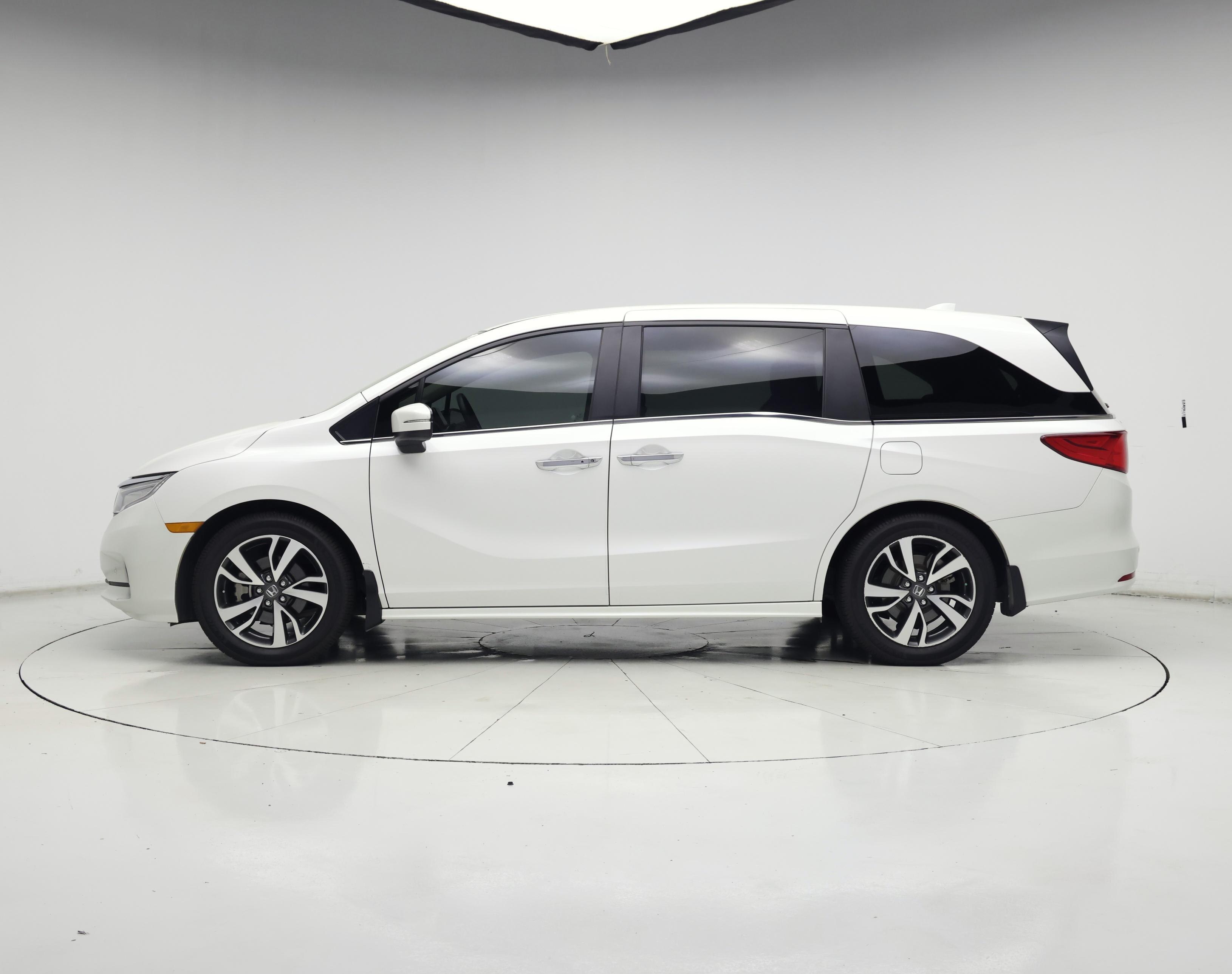Thumbnail: 2024 Honda Odyssey - 3
