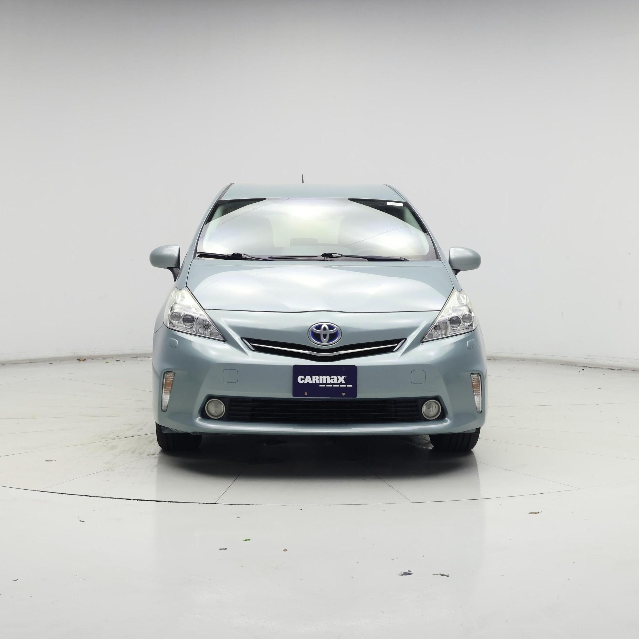 Thumbnail: 2014 Toyota Prius v - 5