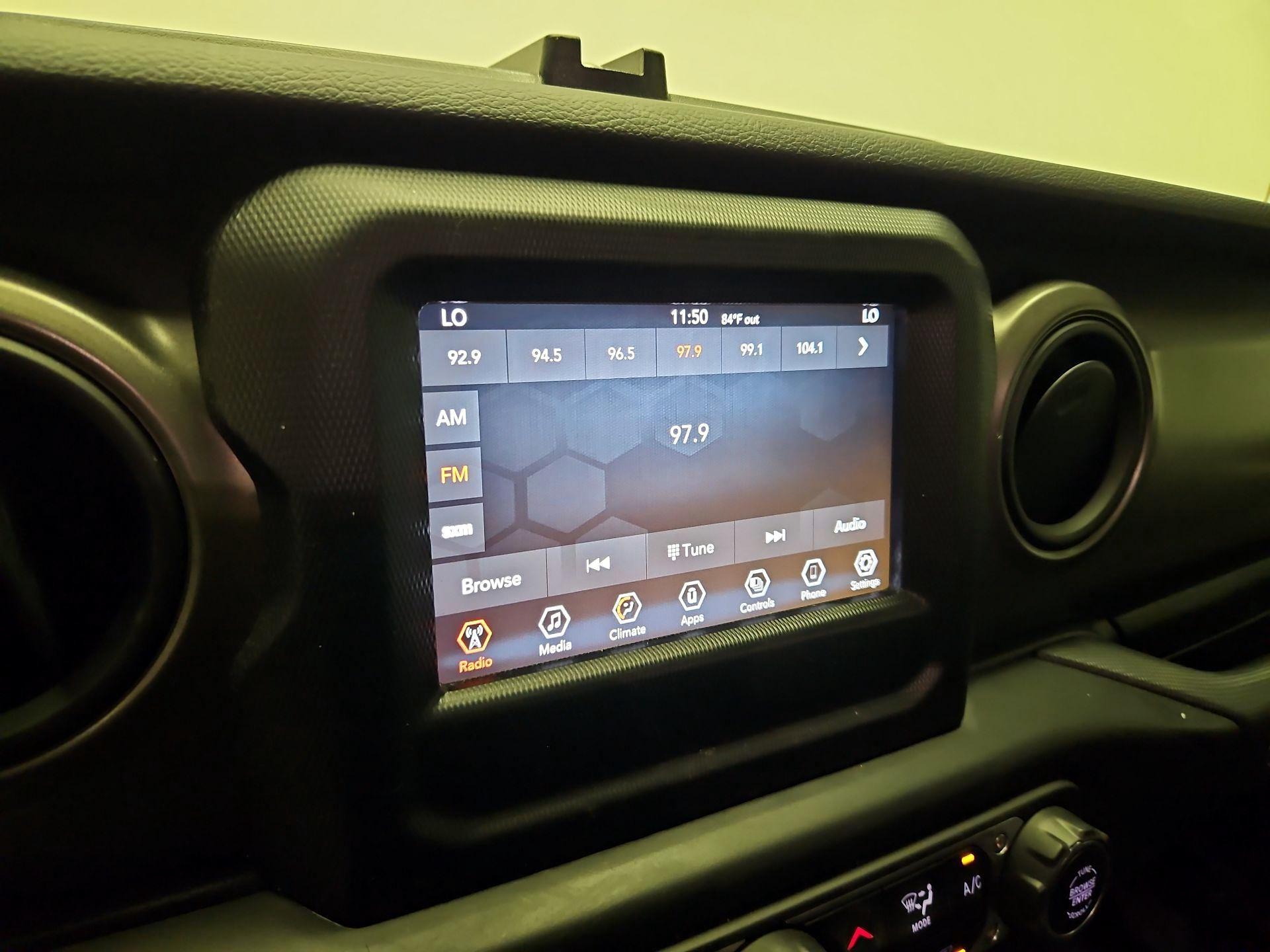 Thumbnail: 2022 Jeep Gladiator - 15