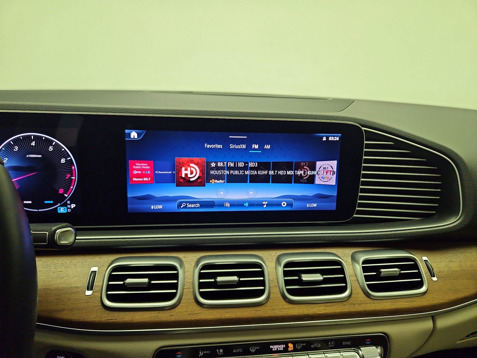 Thumbnail: 2025 Mercedes-Benz GLE - 15