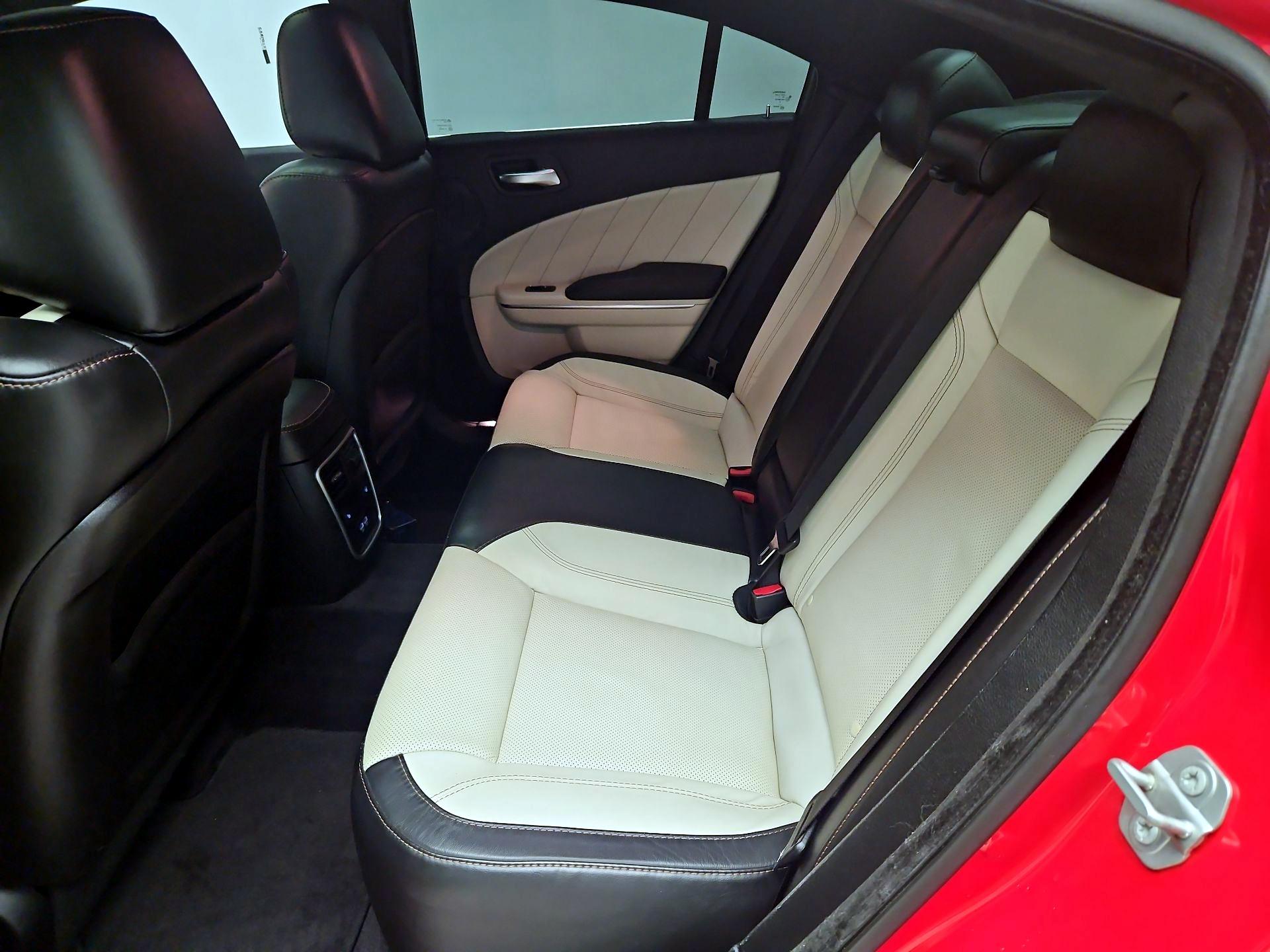 Thumbnail: 2018 Dodge Charger - 19