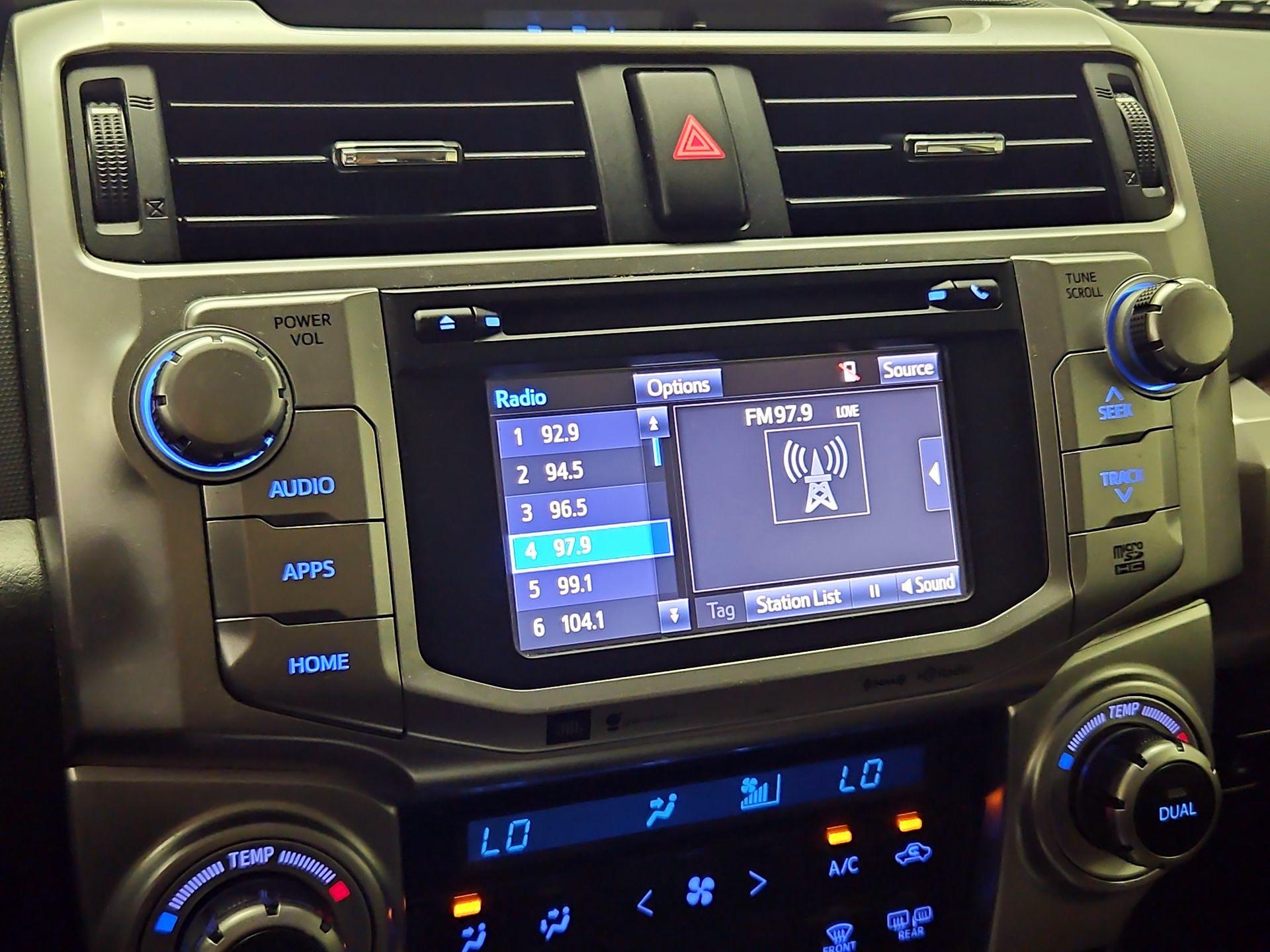 Thumbnail: 2019 Toyota 4Runner - 15