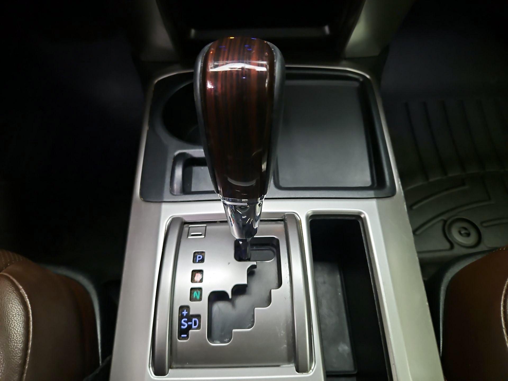 Thumbnail: 2019 Toyota 4Runner - 17