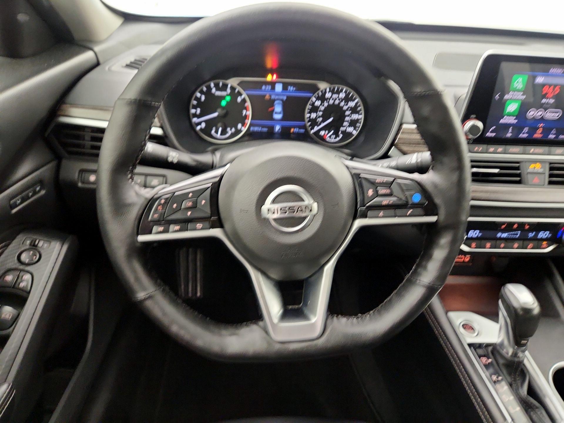 Thumbnail: 2019 Nissan Altima - 10