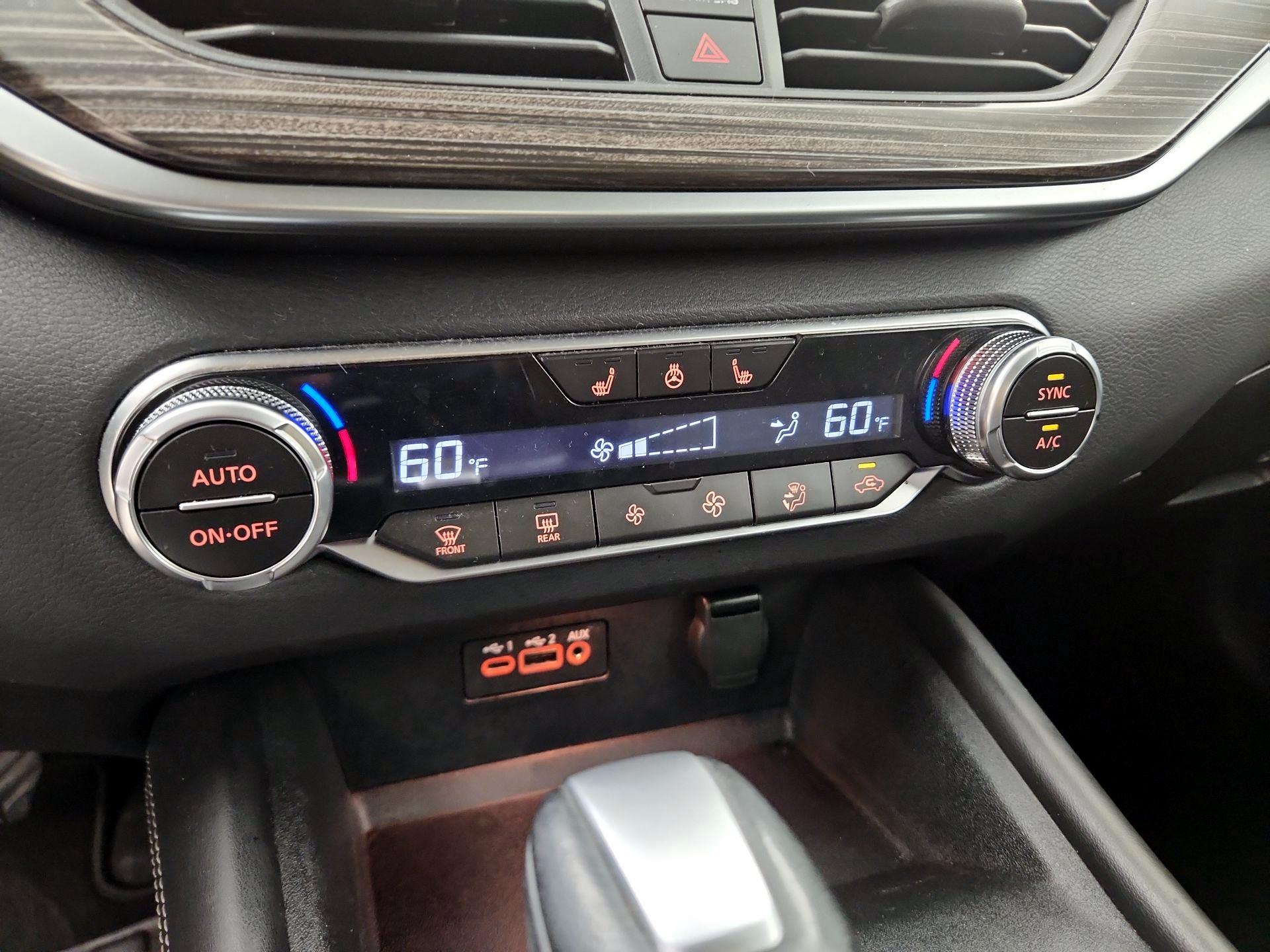 Thumbnail: 2019 Nissan Altima - 16