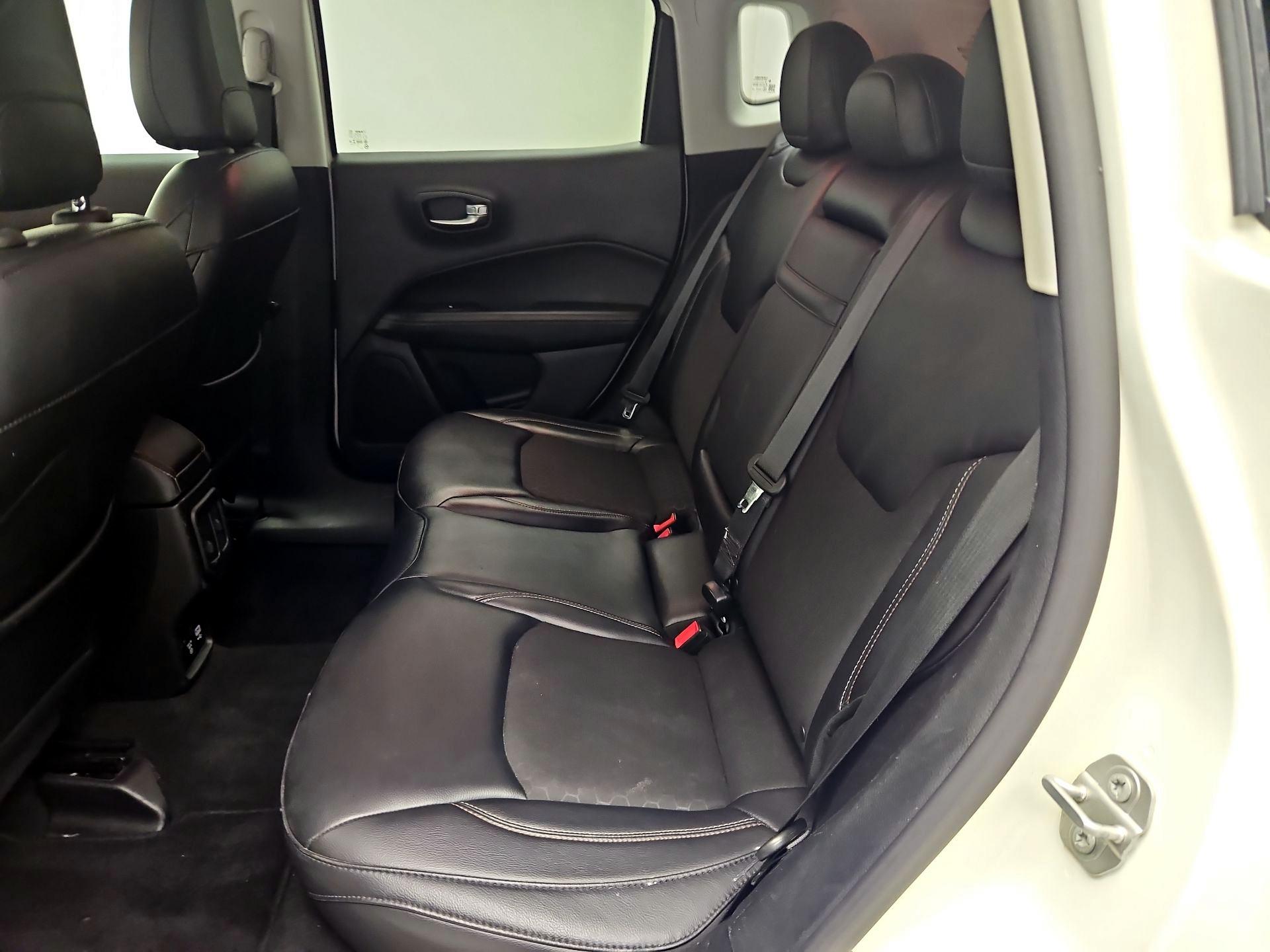 Thumbnail: 2017 Jeep Compass - 19