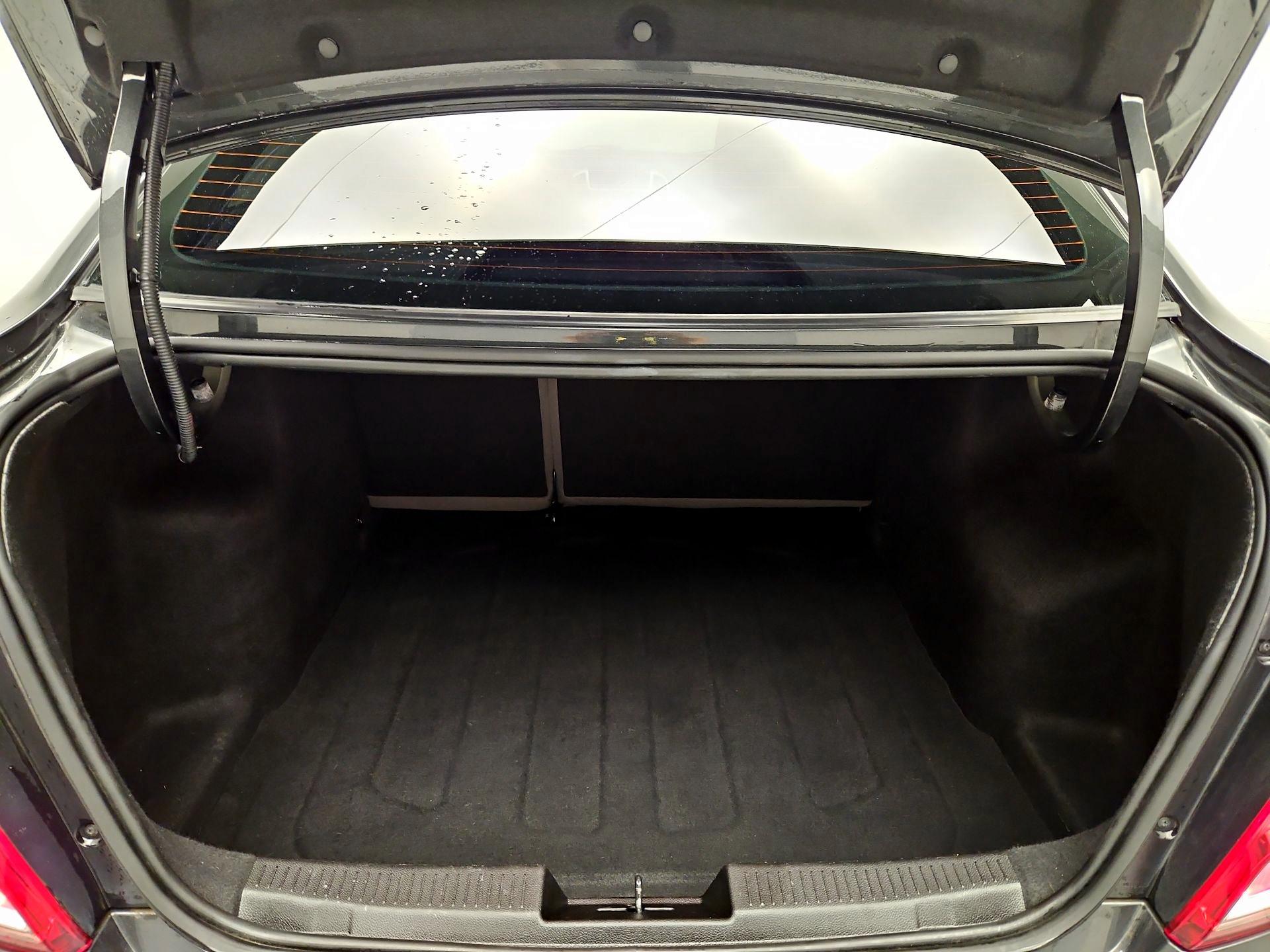 Thumbnail: 2018 Chevrolet Sonic - 20