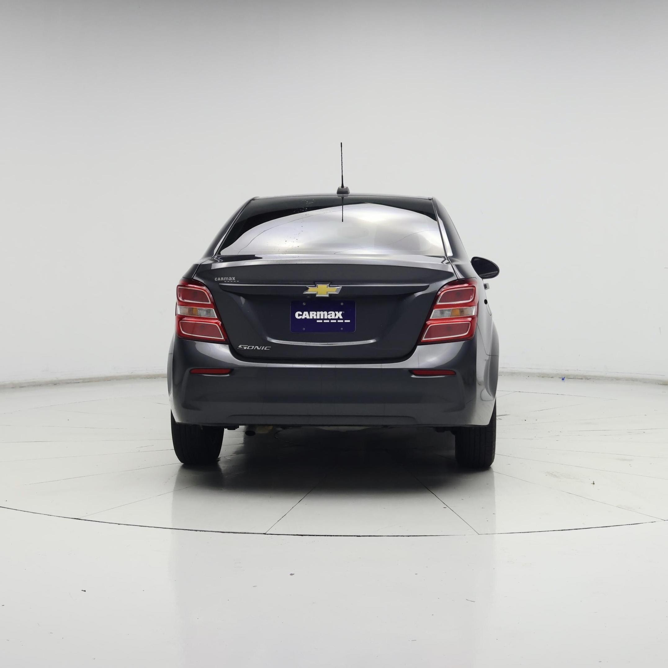 Thumbnail: 2018 Chevrolet Sonic - 6