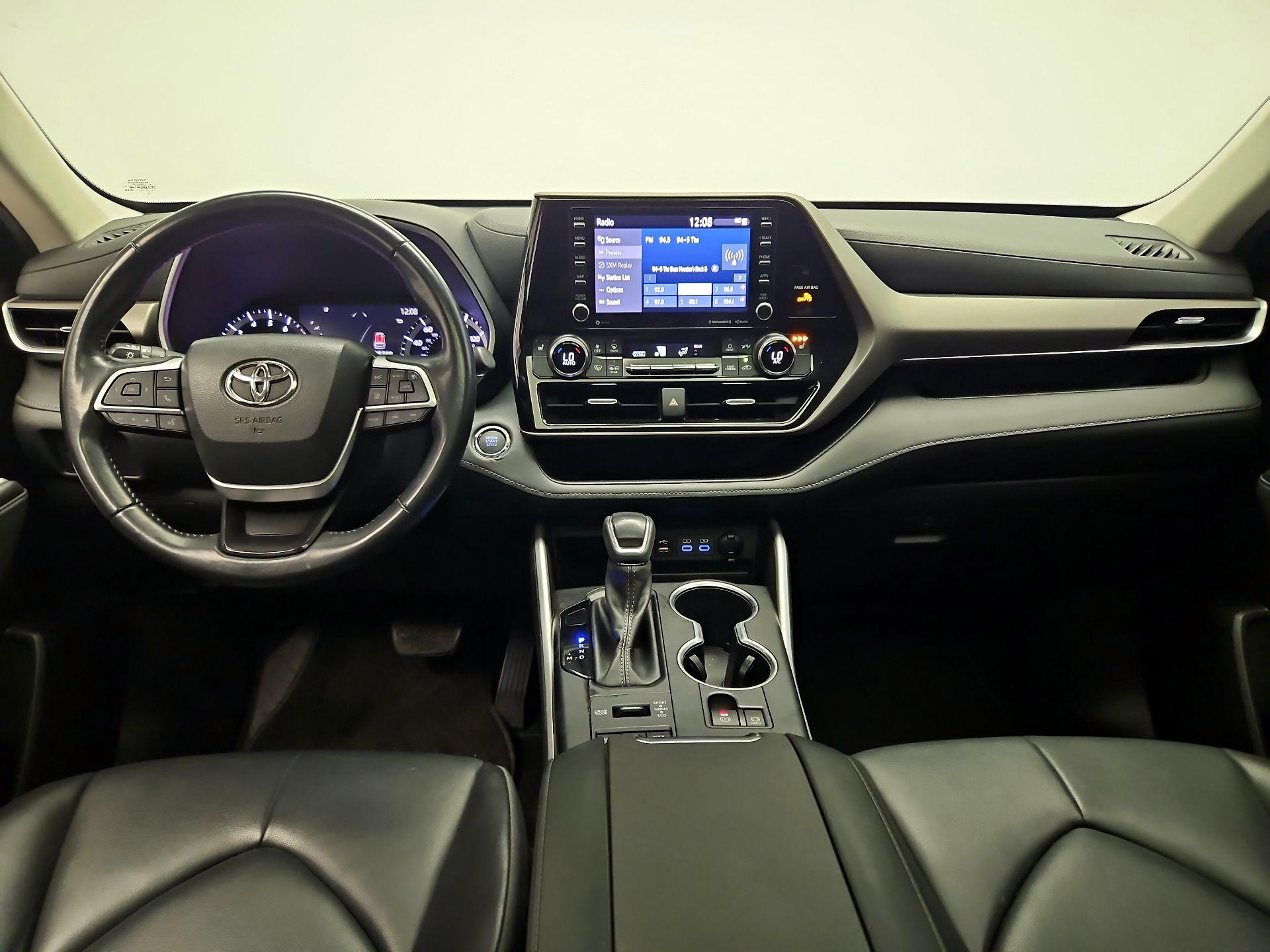 Thumbnail: 2022 Toyota Highlander - 9