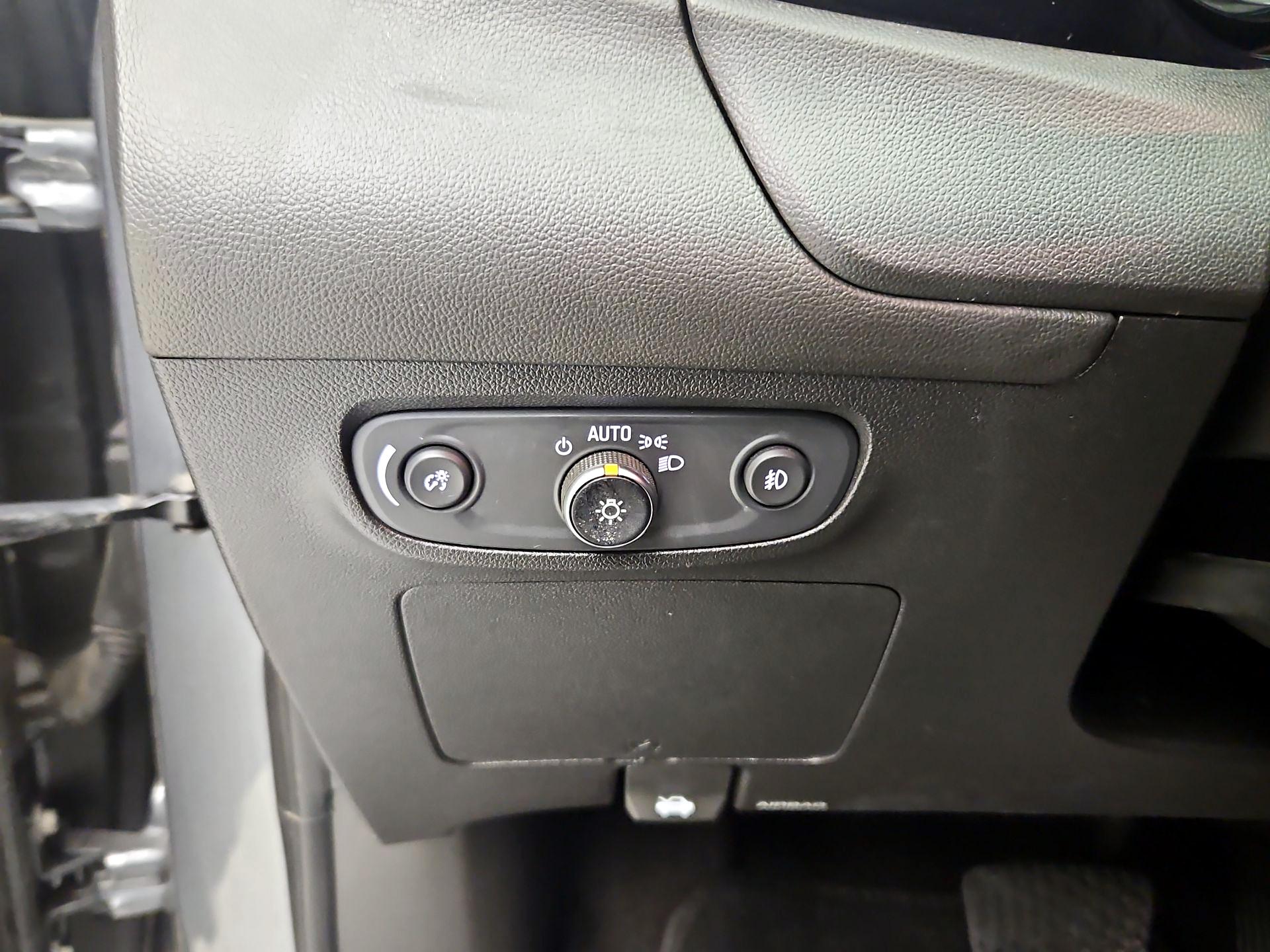 Thumbnail: 2021 Buick Encore GX - 13