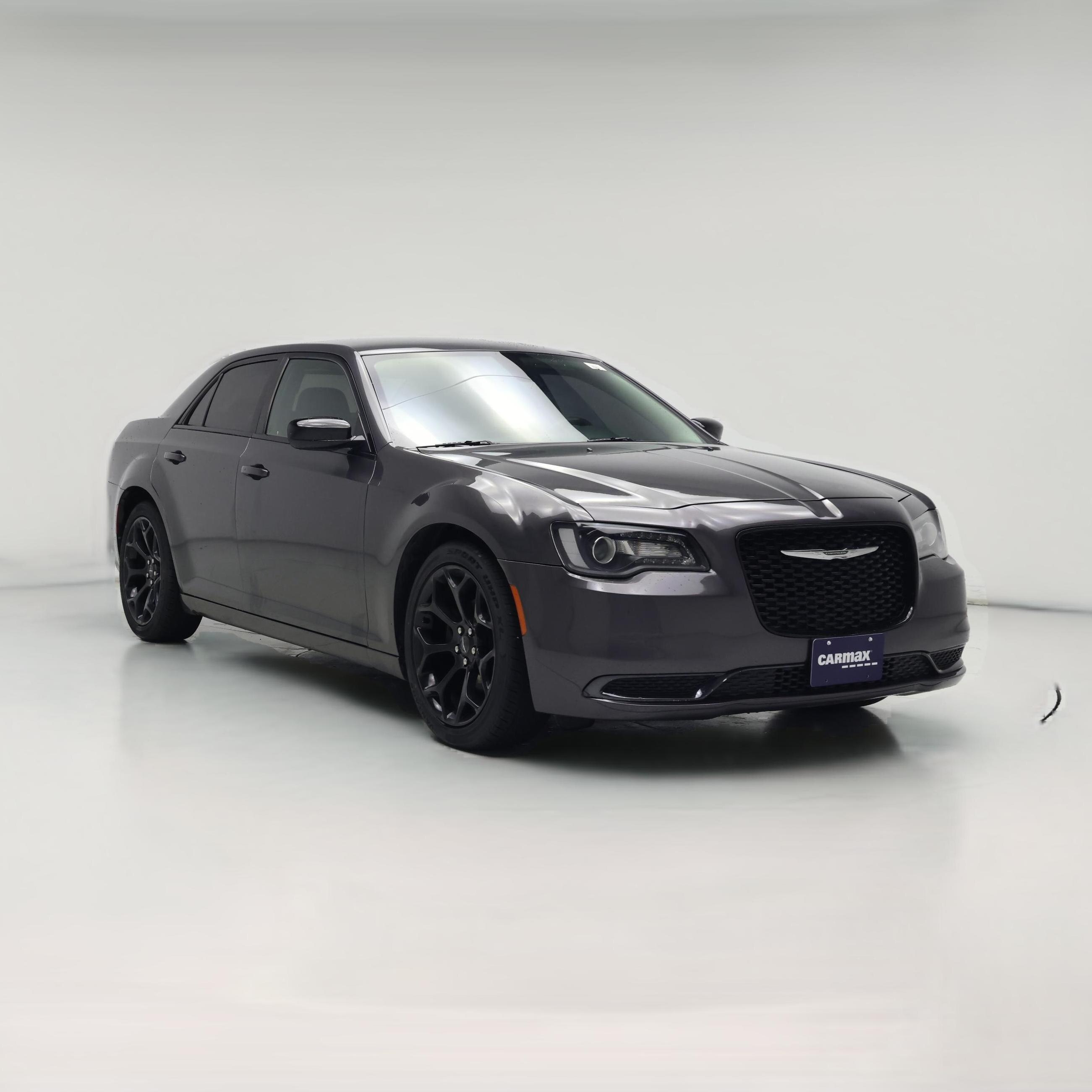 Thumbnail: 2019 Chrysler 300 - 1