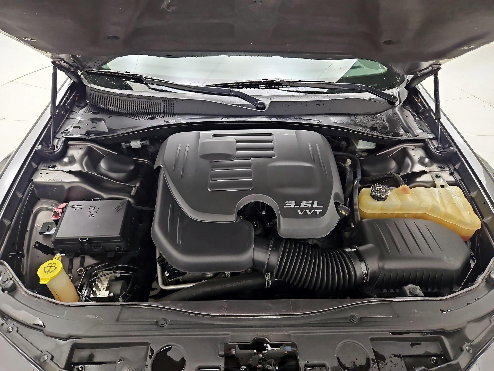 Thumbnail: 2019 Chrysler 300 - 19