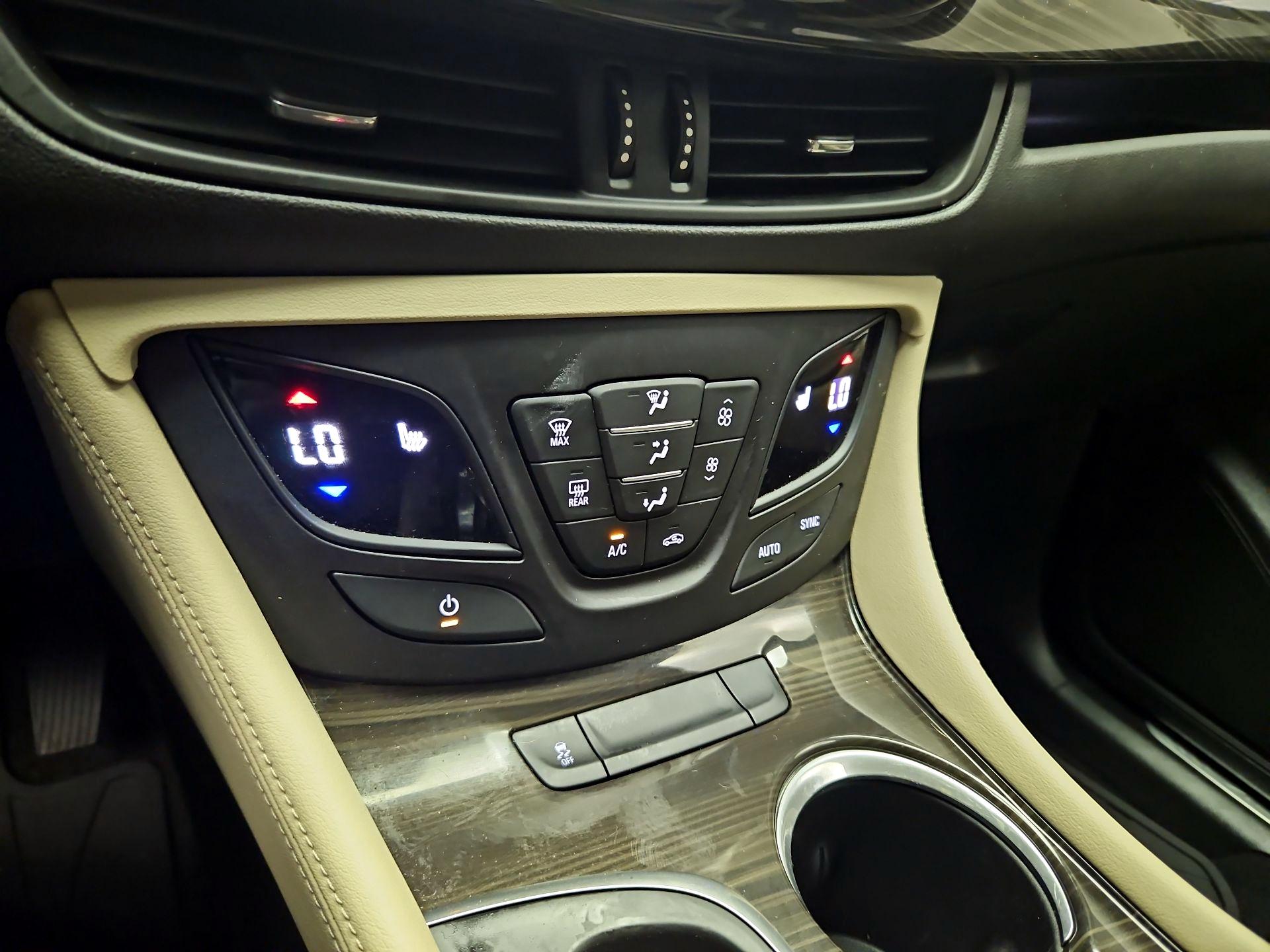 Thumbnail: 2020 Buick Envision - 16