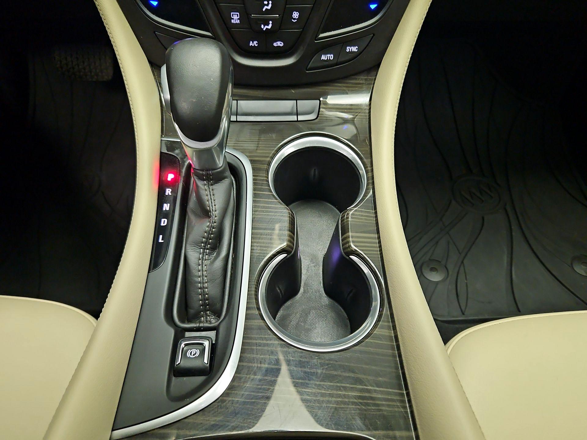 Thumbnail: 2020 Buick Envision - 17