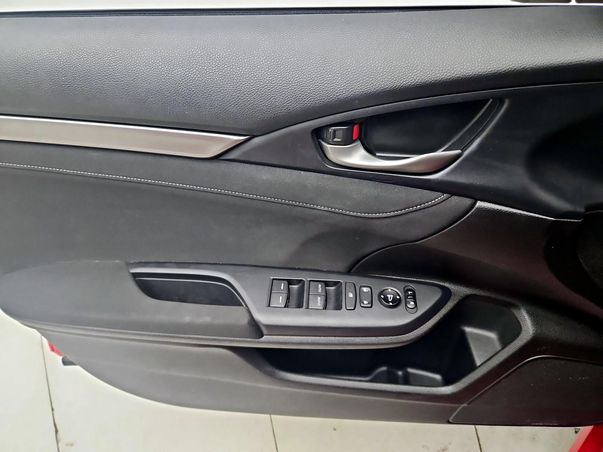 Thumbnail: 2020 Honda Civic - 12