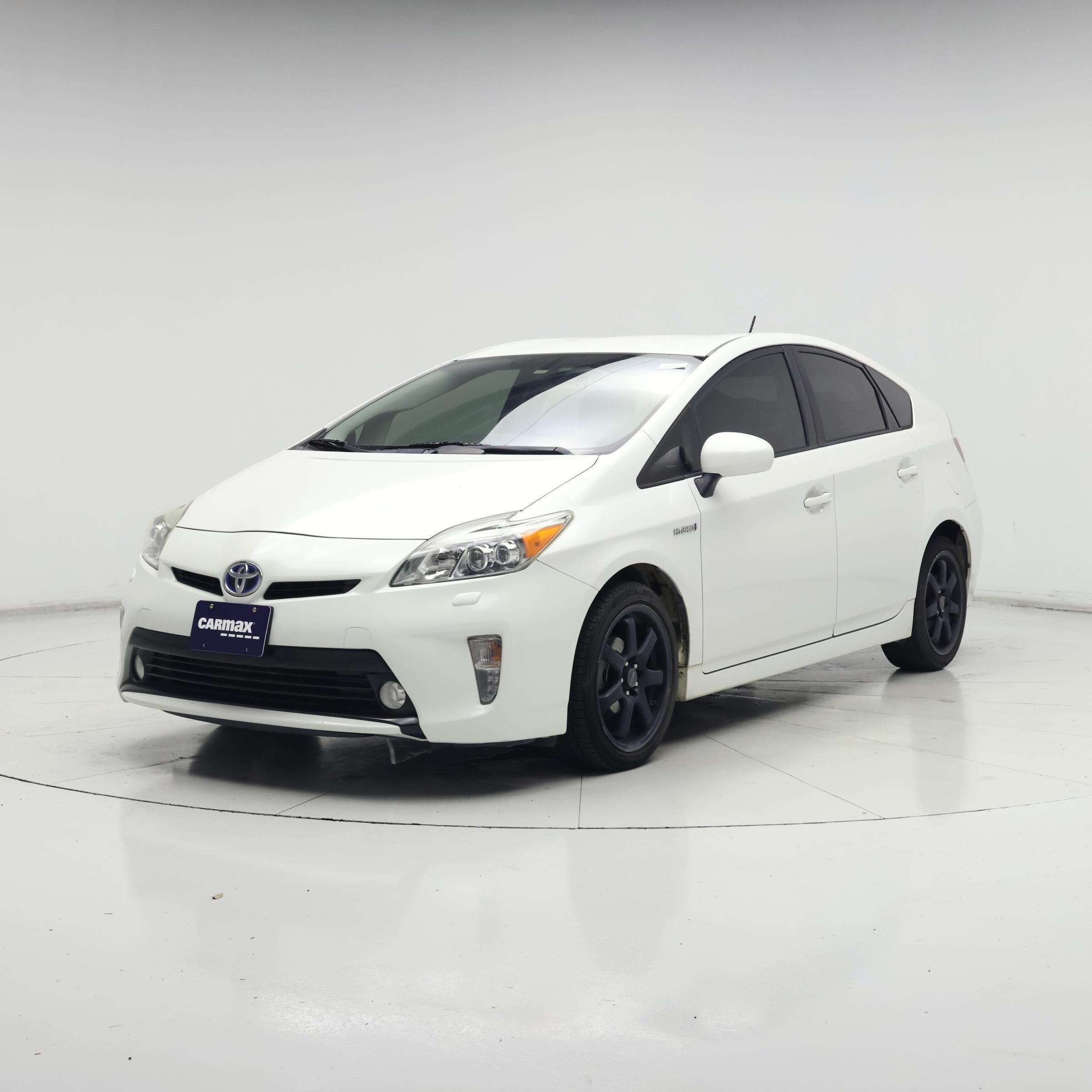 Thumbnail: 2014 Toyota Prius - 4