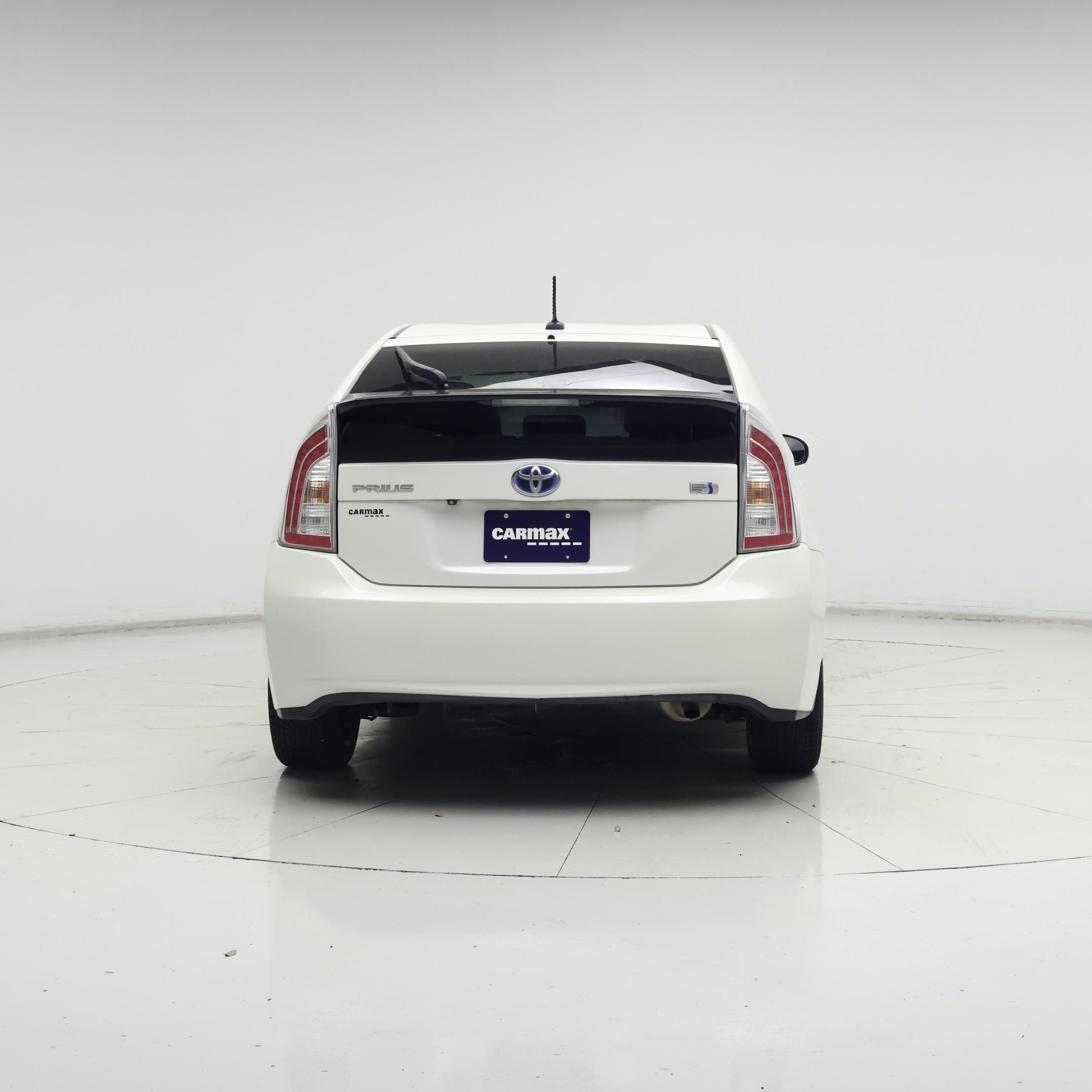 Thumbnail: 2014 Toyota Prius - 6