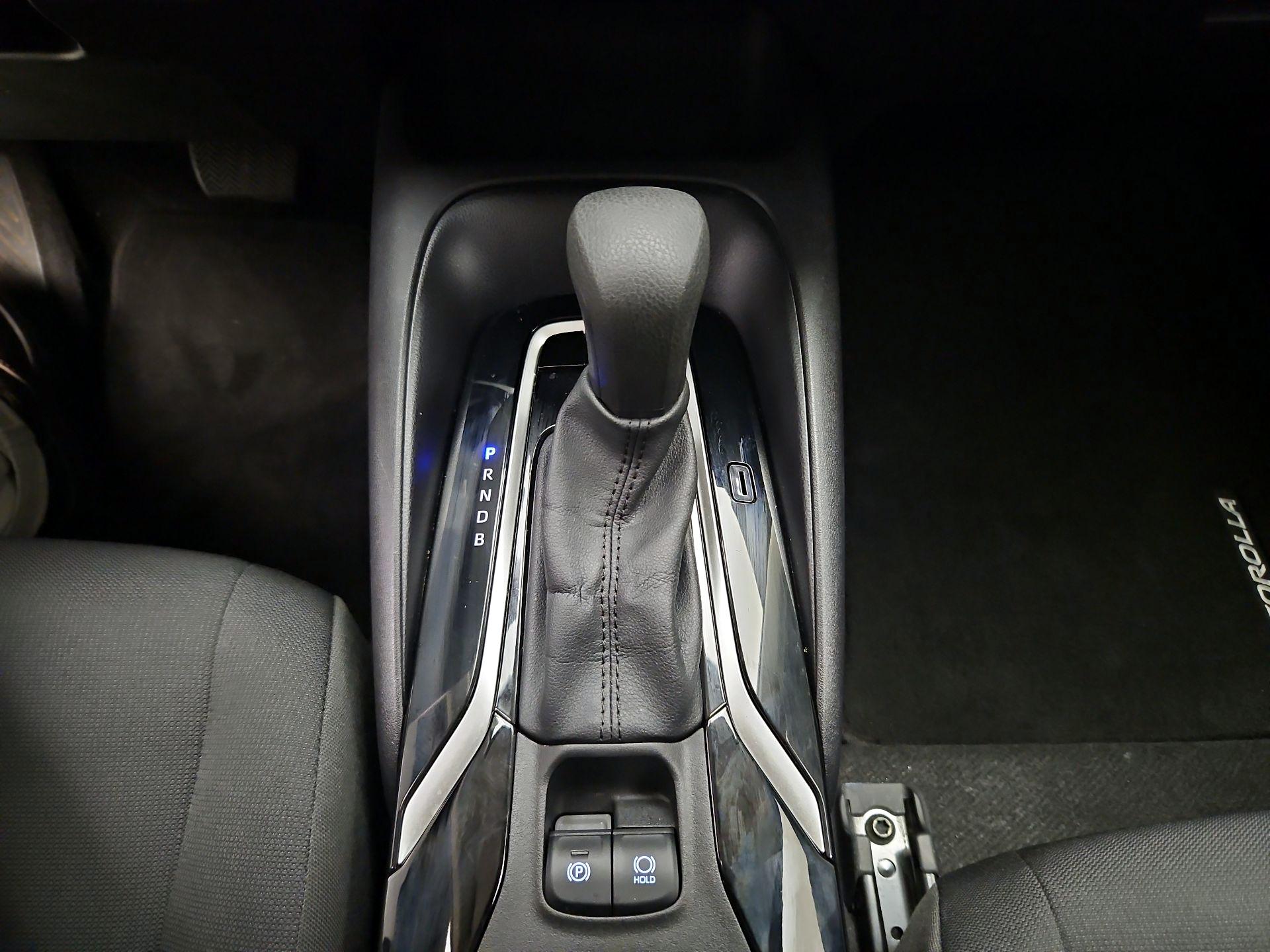 Thumbnail: 2022 Toyota Corolla - 17