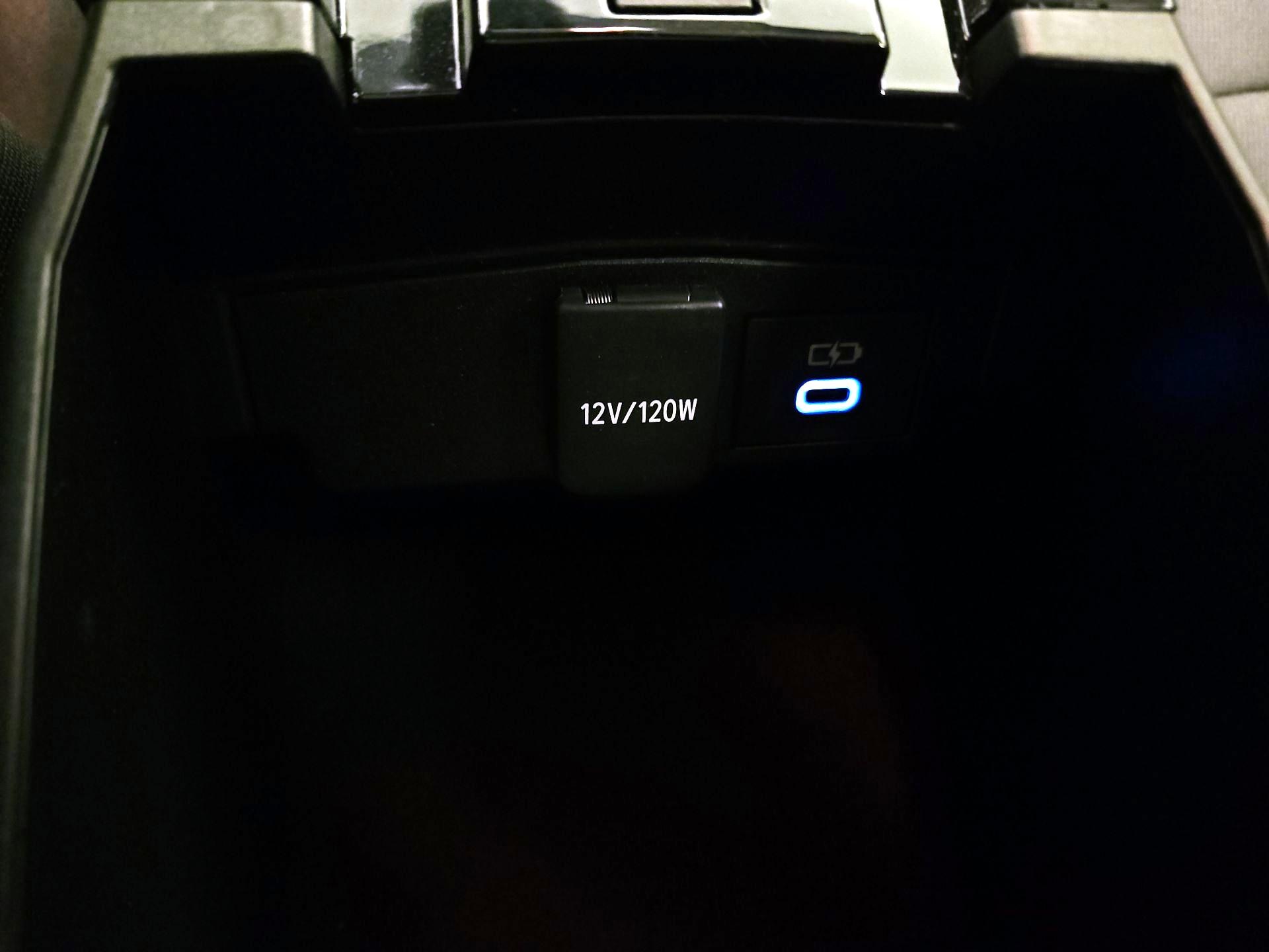 Thumbnail: 2022 Toyota Corolla - 18