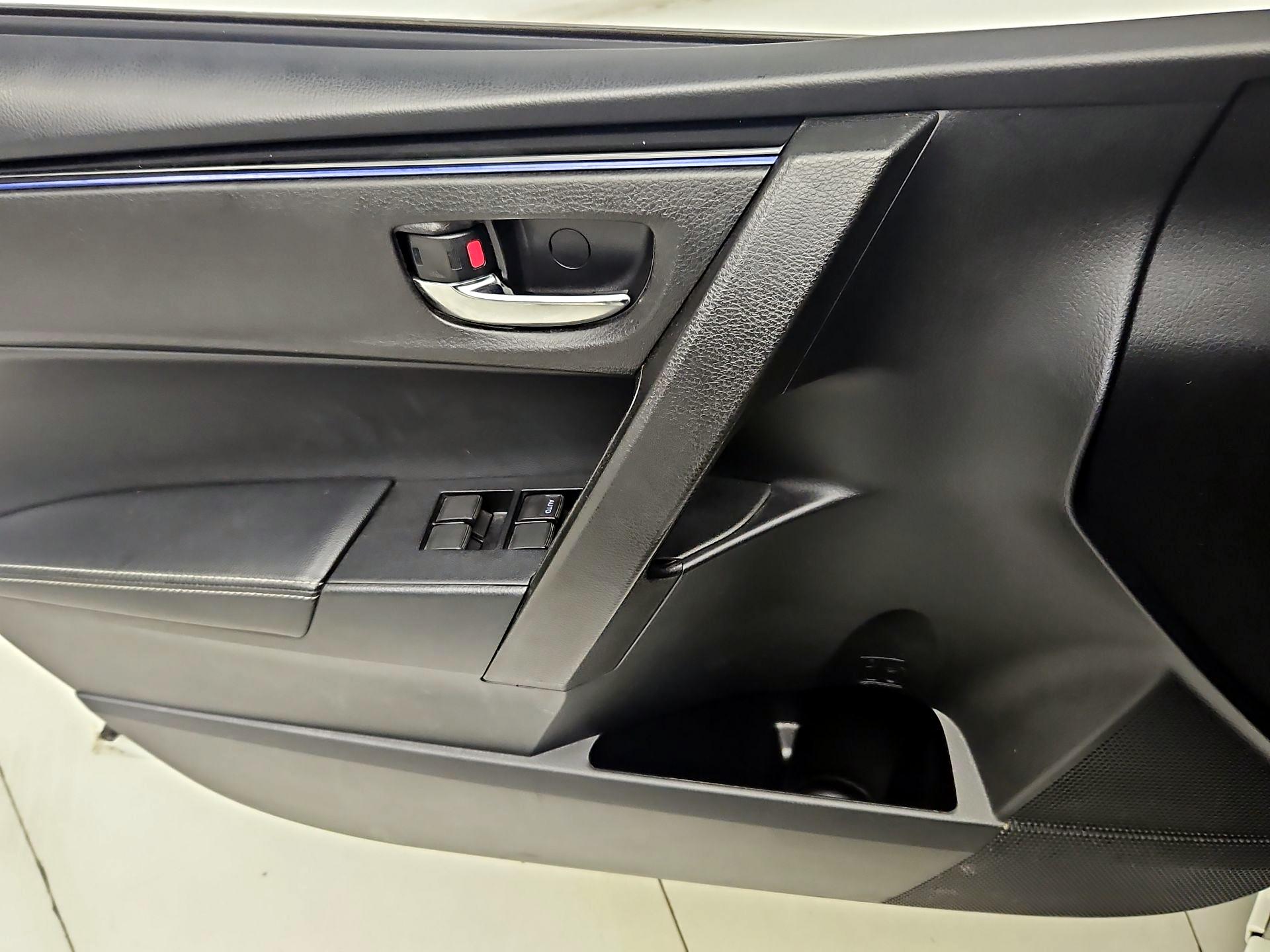 Thumbnail: 2019 Toyota Corolla - 12