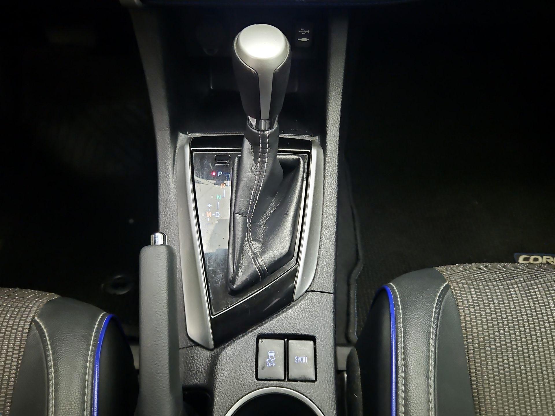 Thumbnail: 2019 Toyota Corolla - 17