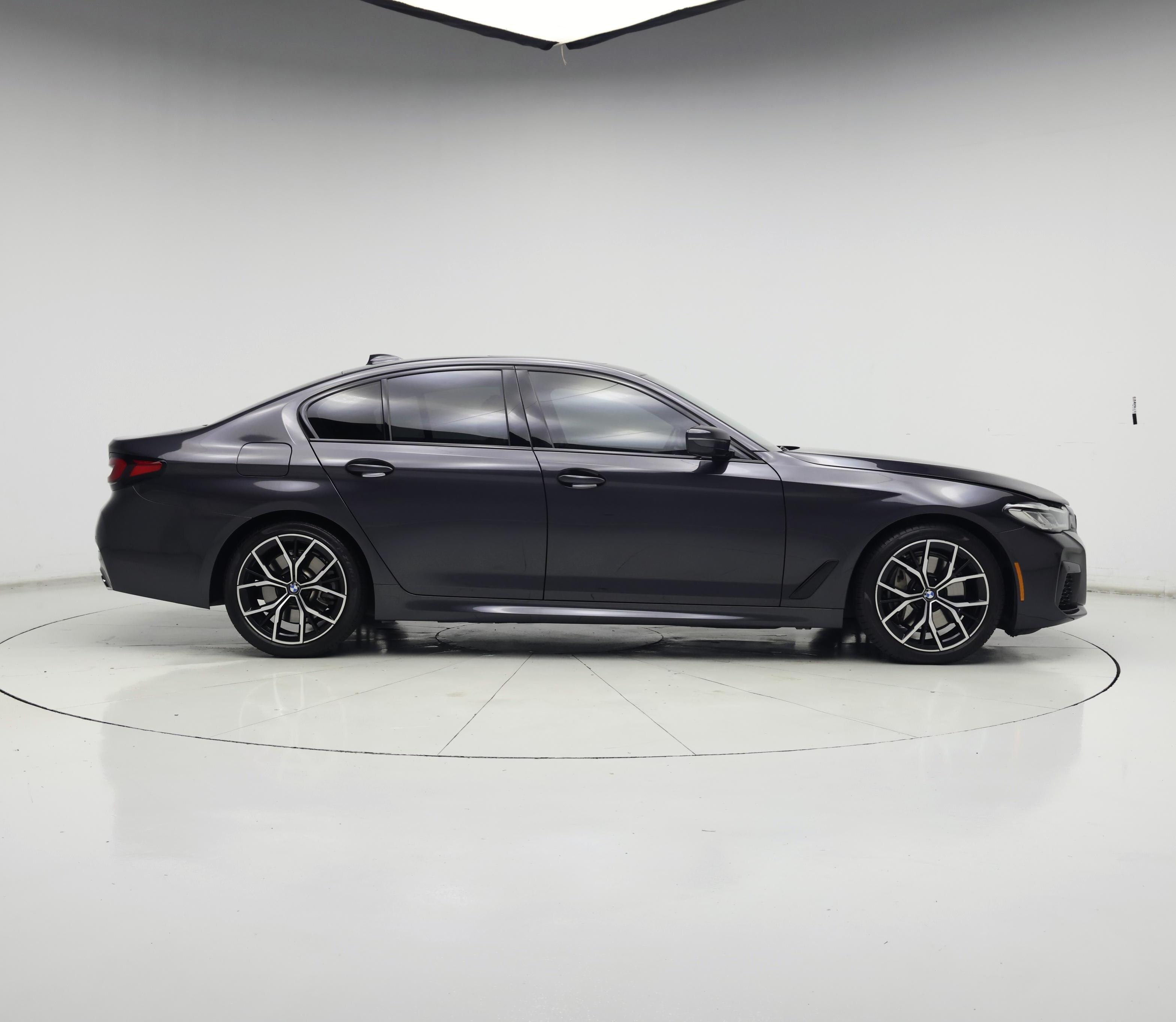 Thumbnail: 2021 BMW 5 Series - 7