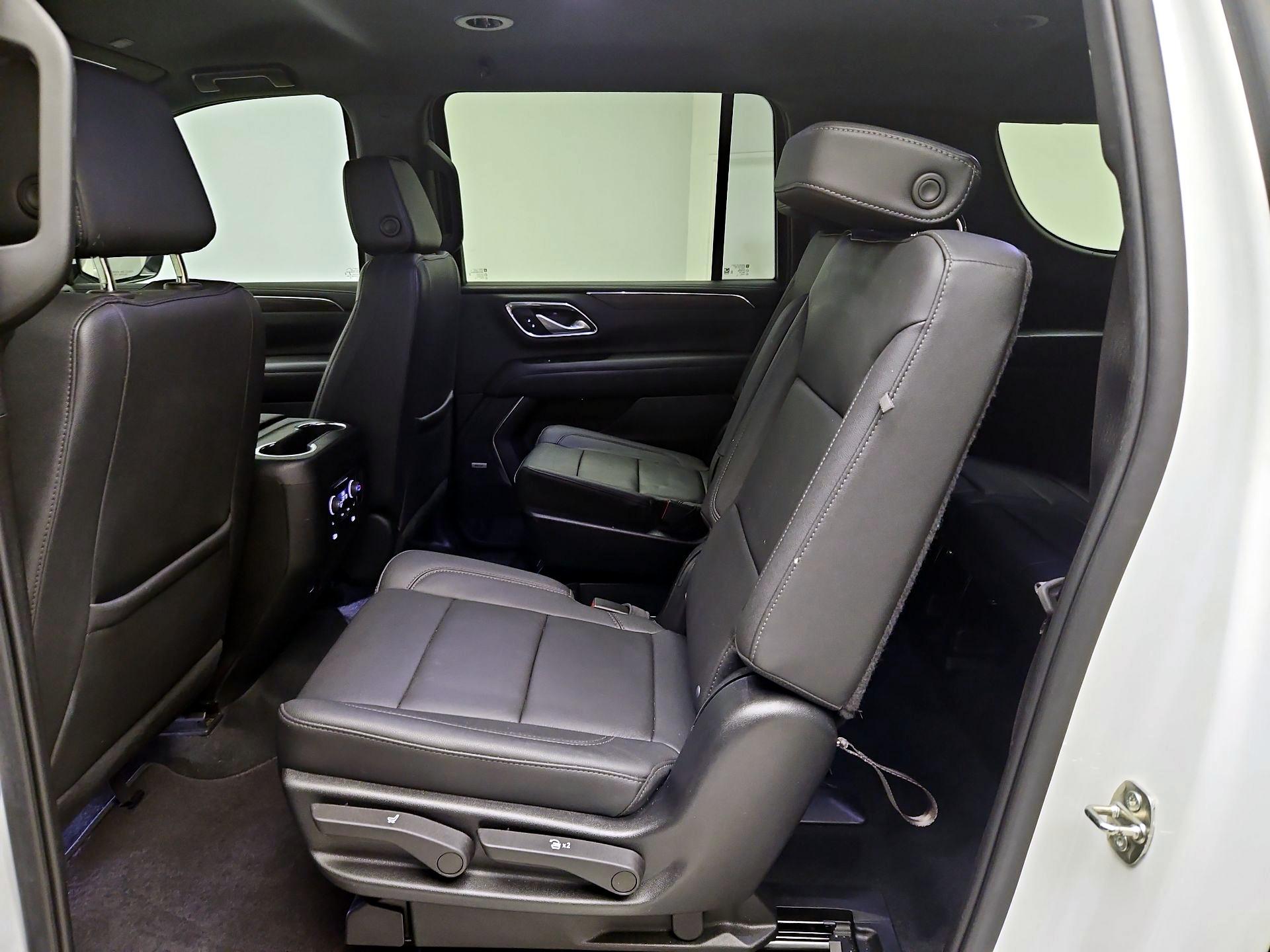 Thumbnail: 2022 Chevrolet Suburban - 19