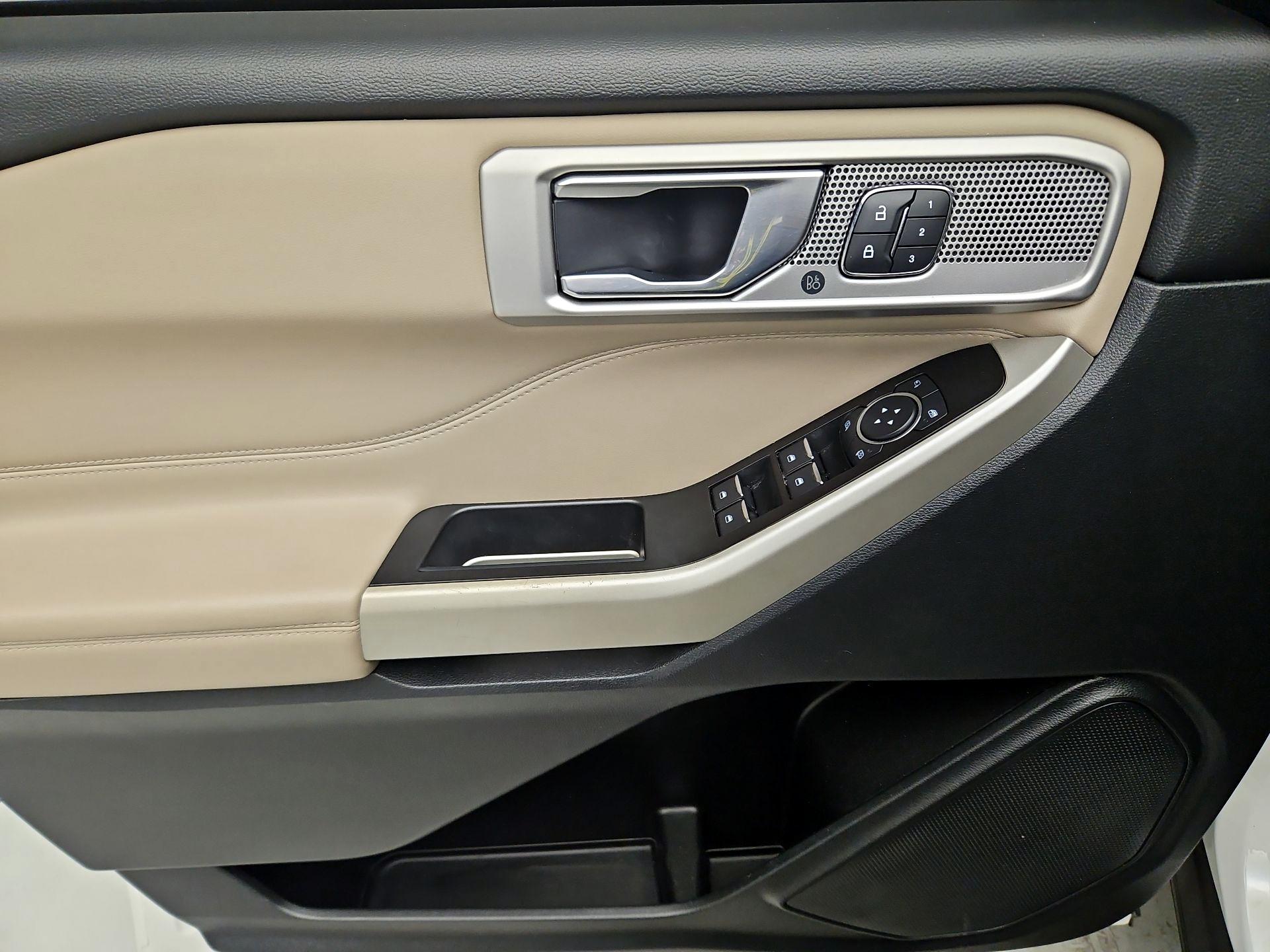 Thumbnail: 2021 Ford Explorer - 12