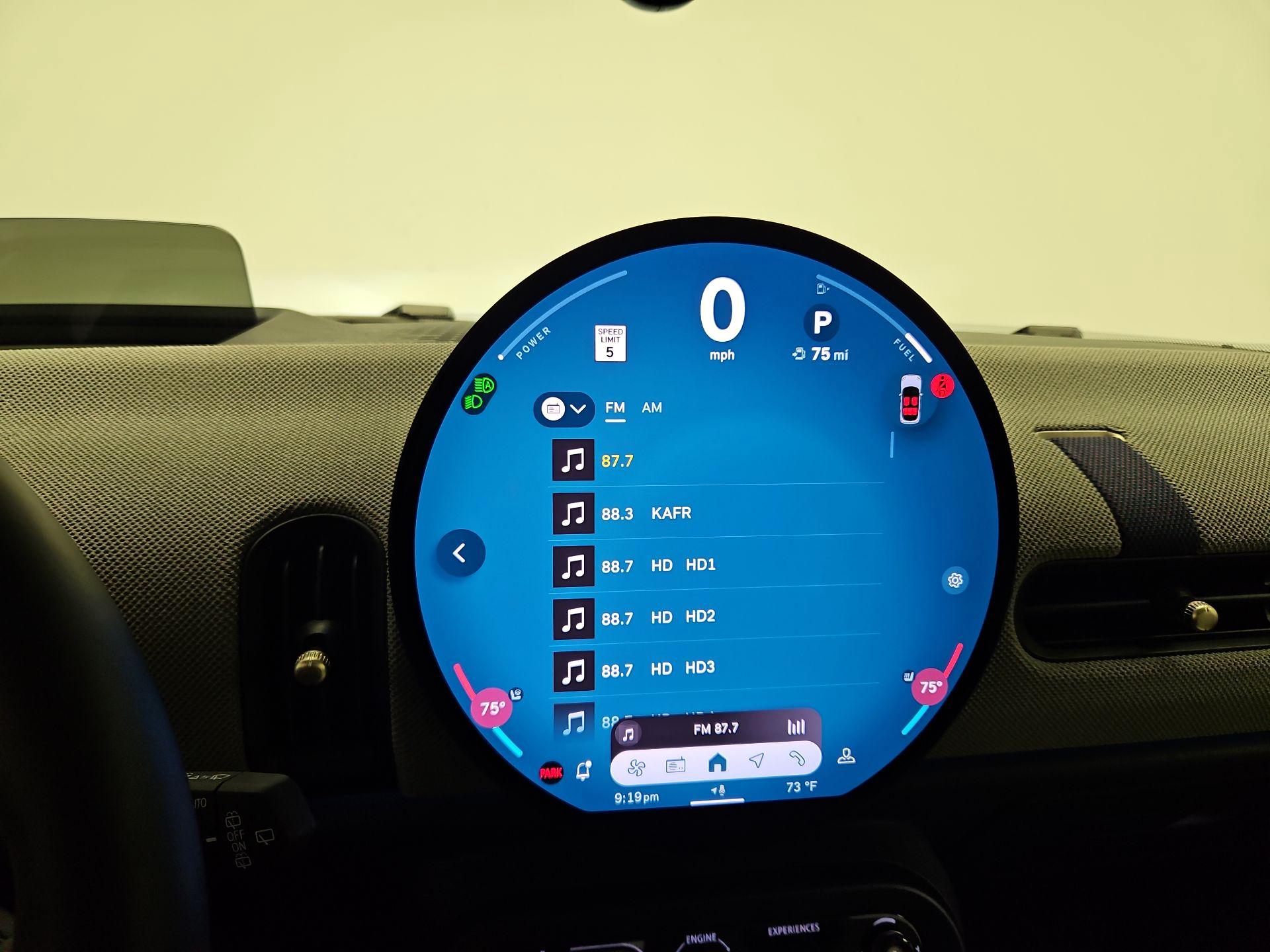 Thumbnail: 2025 MINI Cooper Hardtop - 14