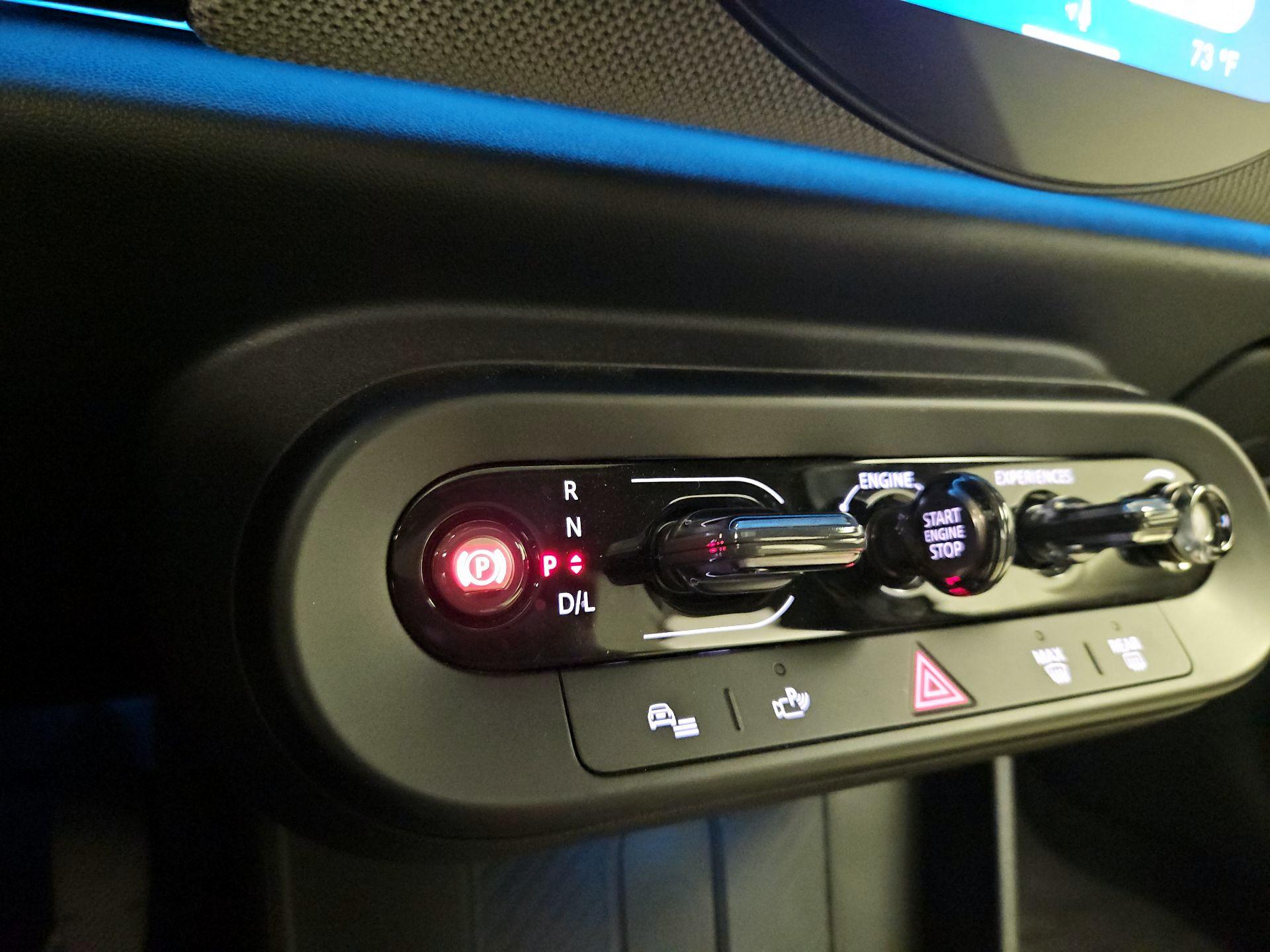 Thumbnail: 2025 MINI Cooper Hardtop - 16