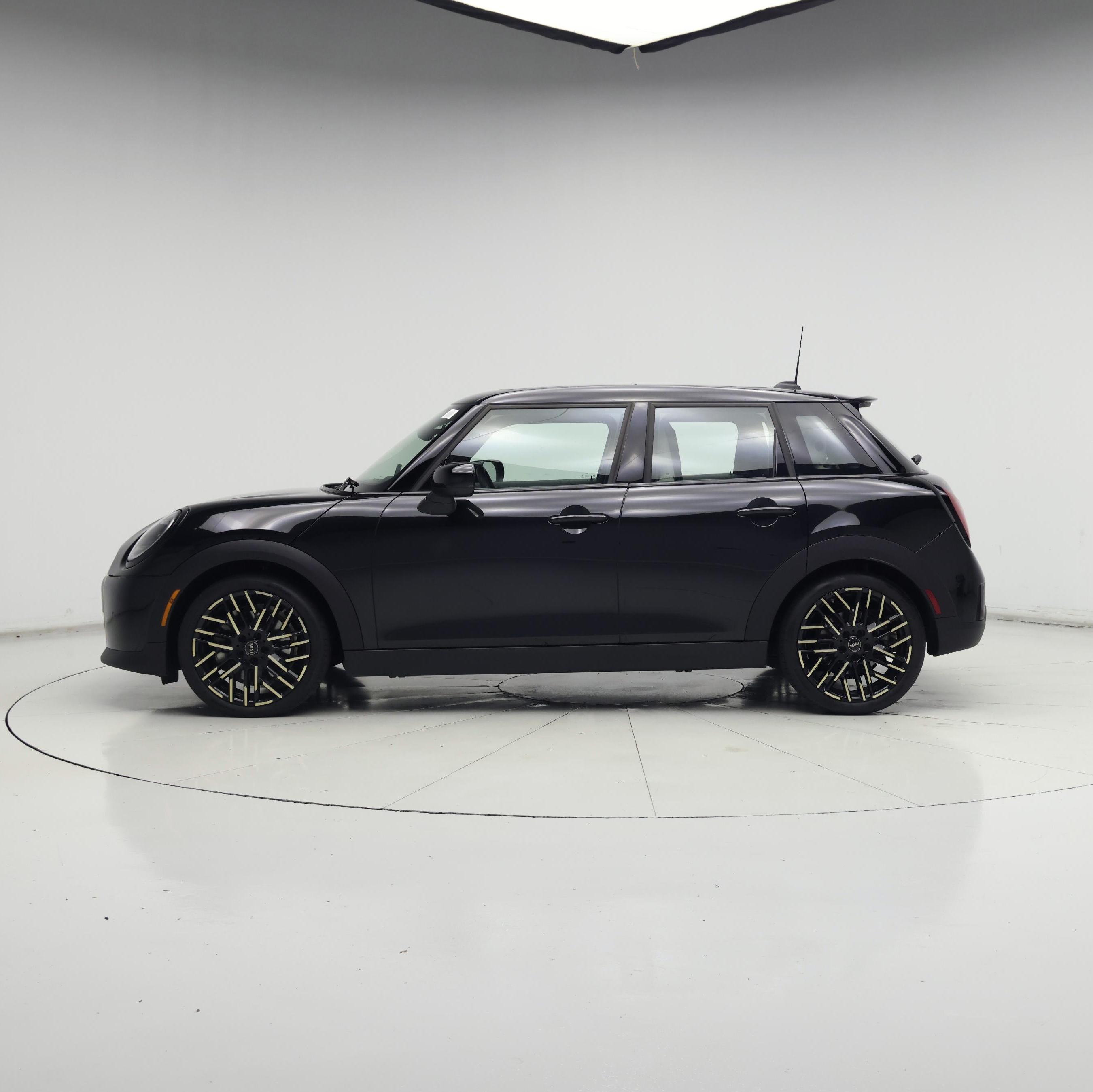 Thumbnail: 2025 MINI Cooper Hardtop - 3