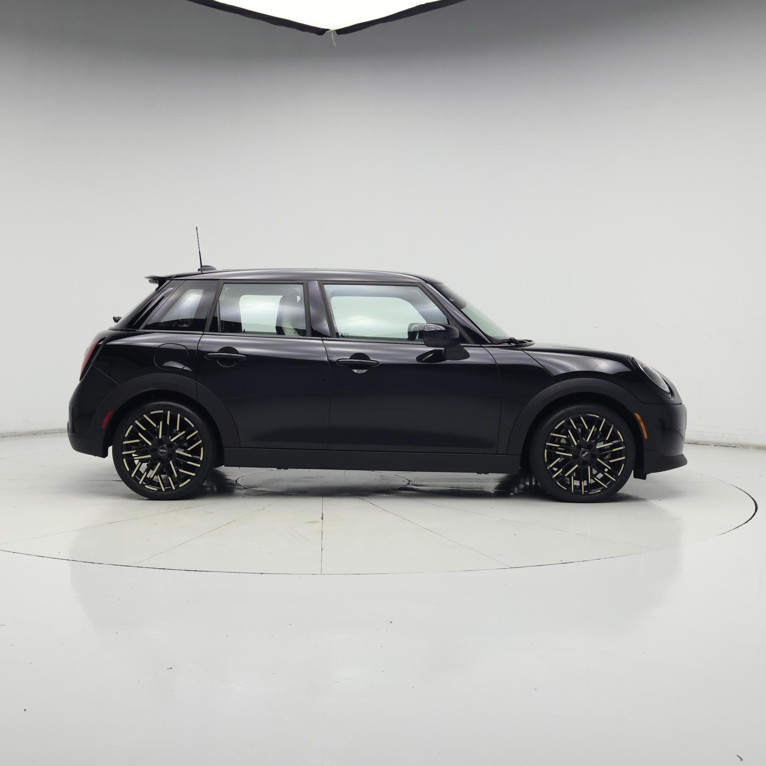 Thumbnail: 2025 MINI Cooper Hardtop - 7