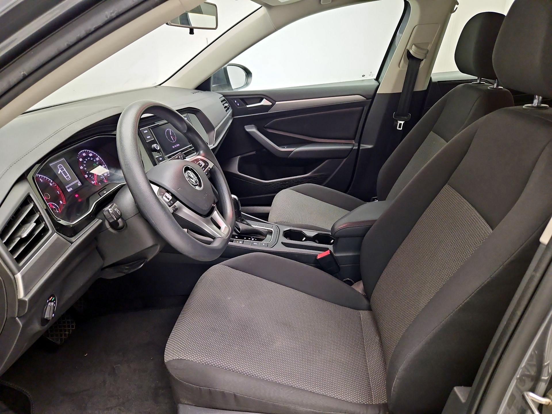 Thumbnail: 2019 Volkswagen Jetta - 11