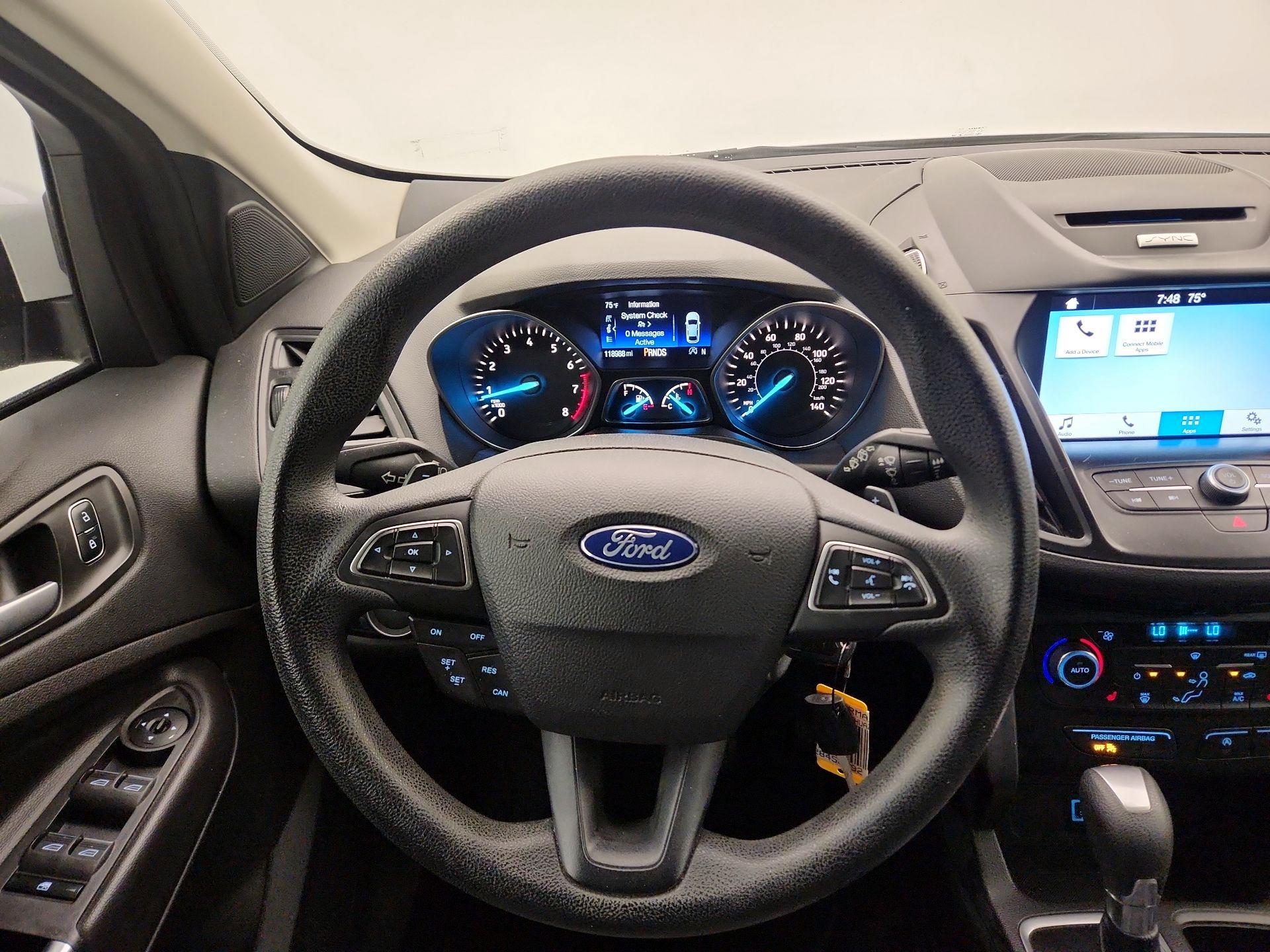 Thumbnail: 2017 Ford Escape - 10
