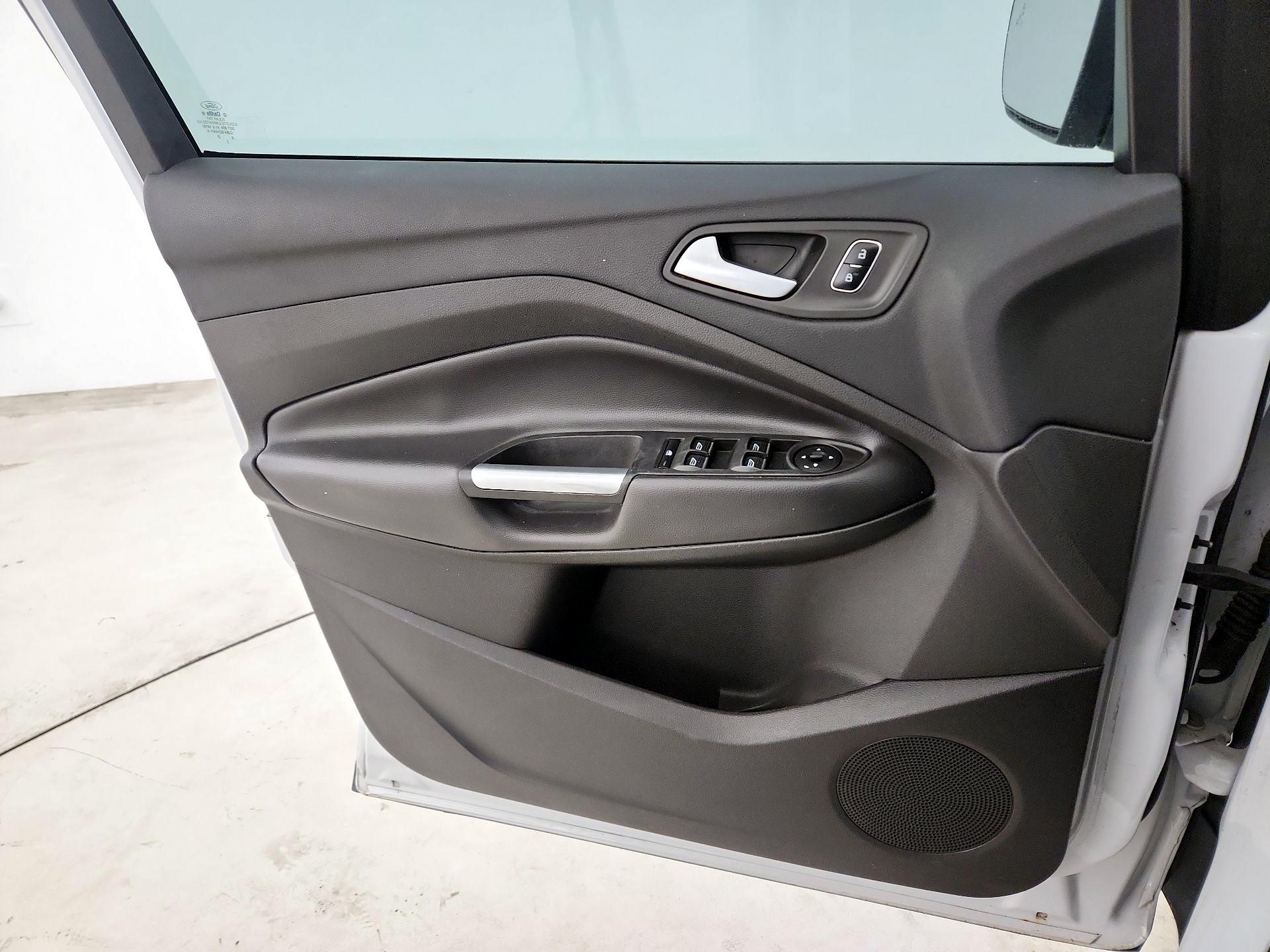 Thumbnail: 2017 Ford Escape - 12