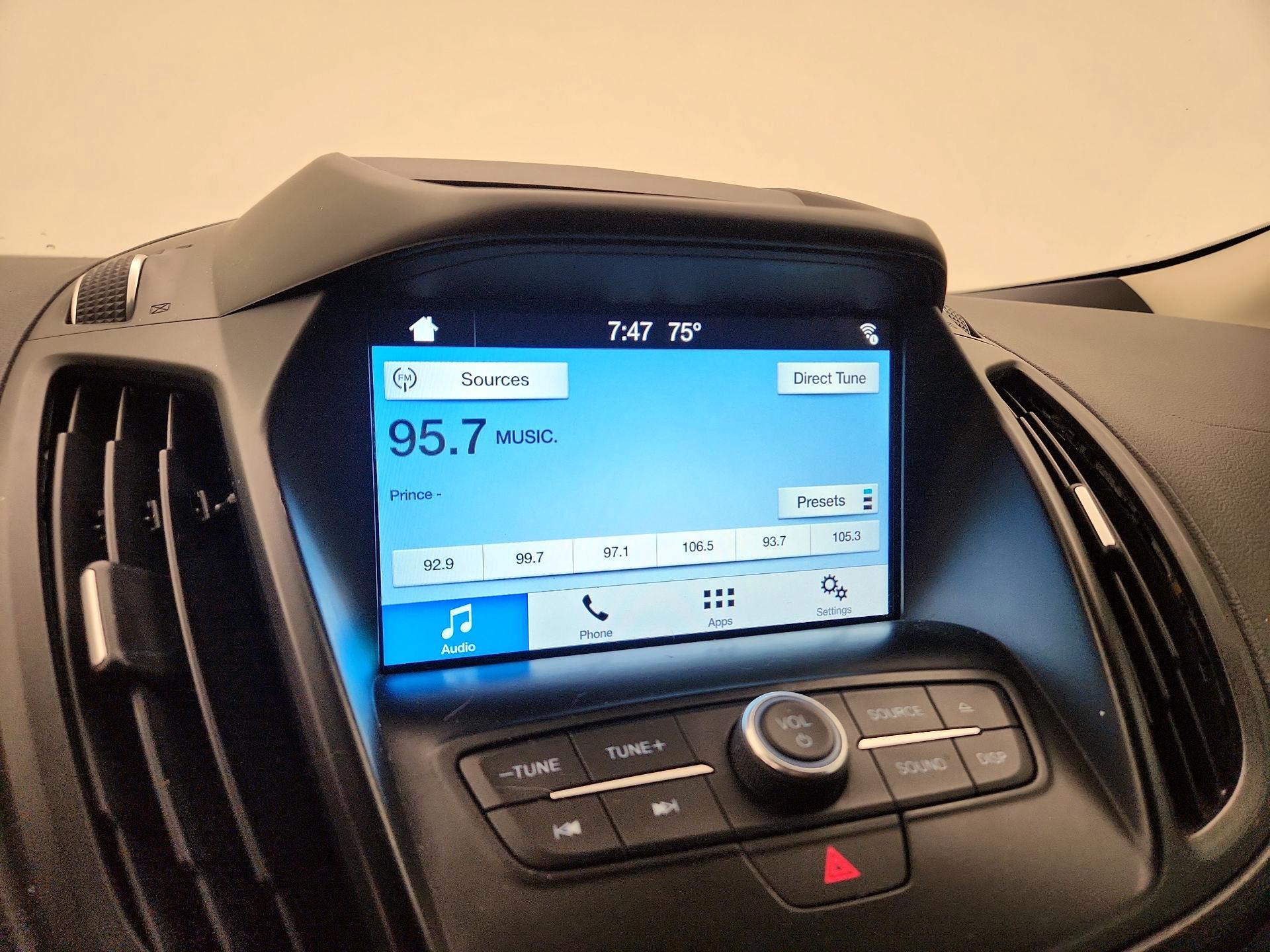 Thumbnail: 2017 Ford Escape - 15