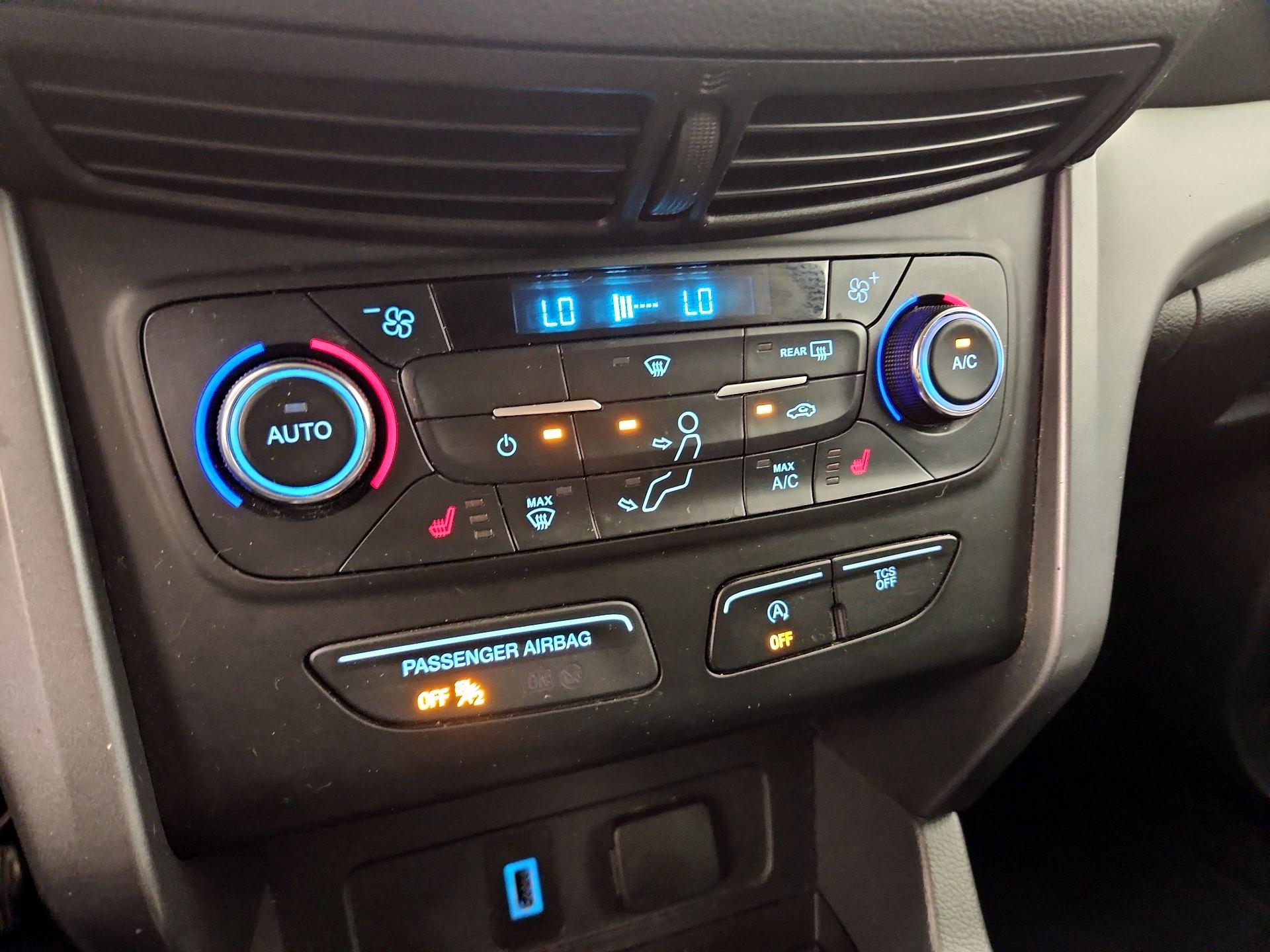 Thumbnail: 2017 Ford Escape - 16