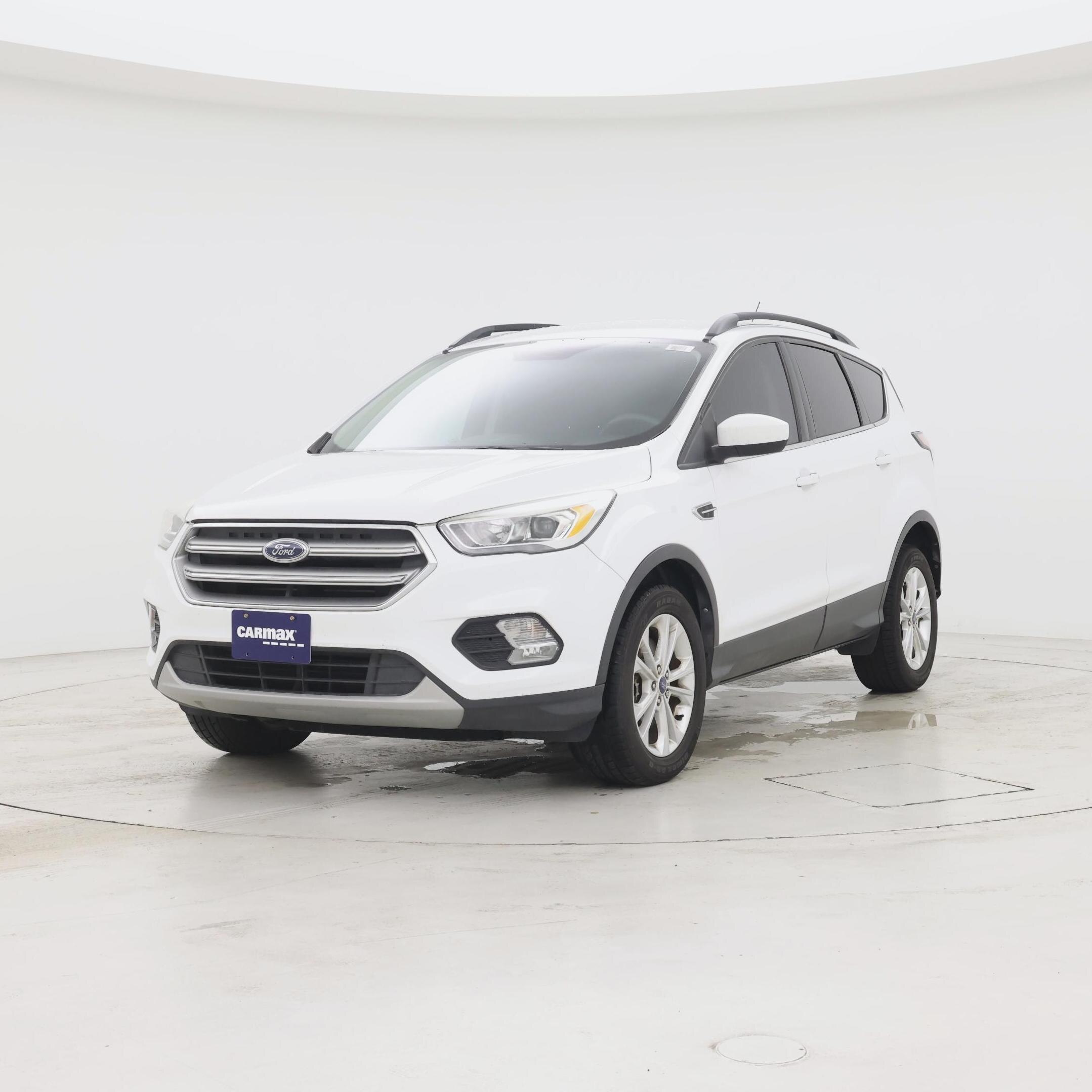 Thumbnail: 2017 Ford Escape - 4