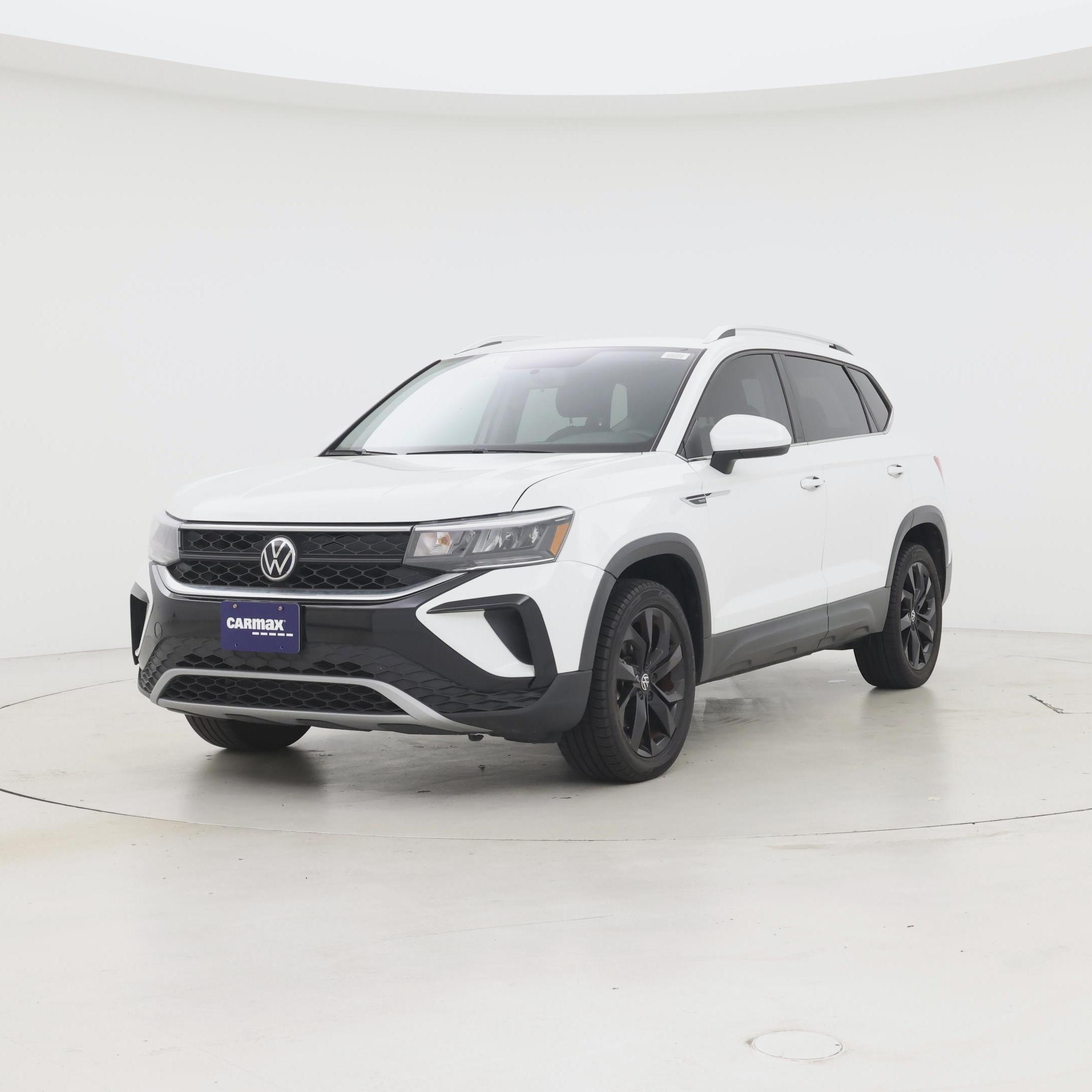 Thumbnail: 2022 Volkswagen Taos - 4
