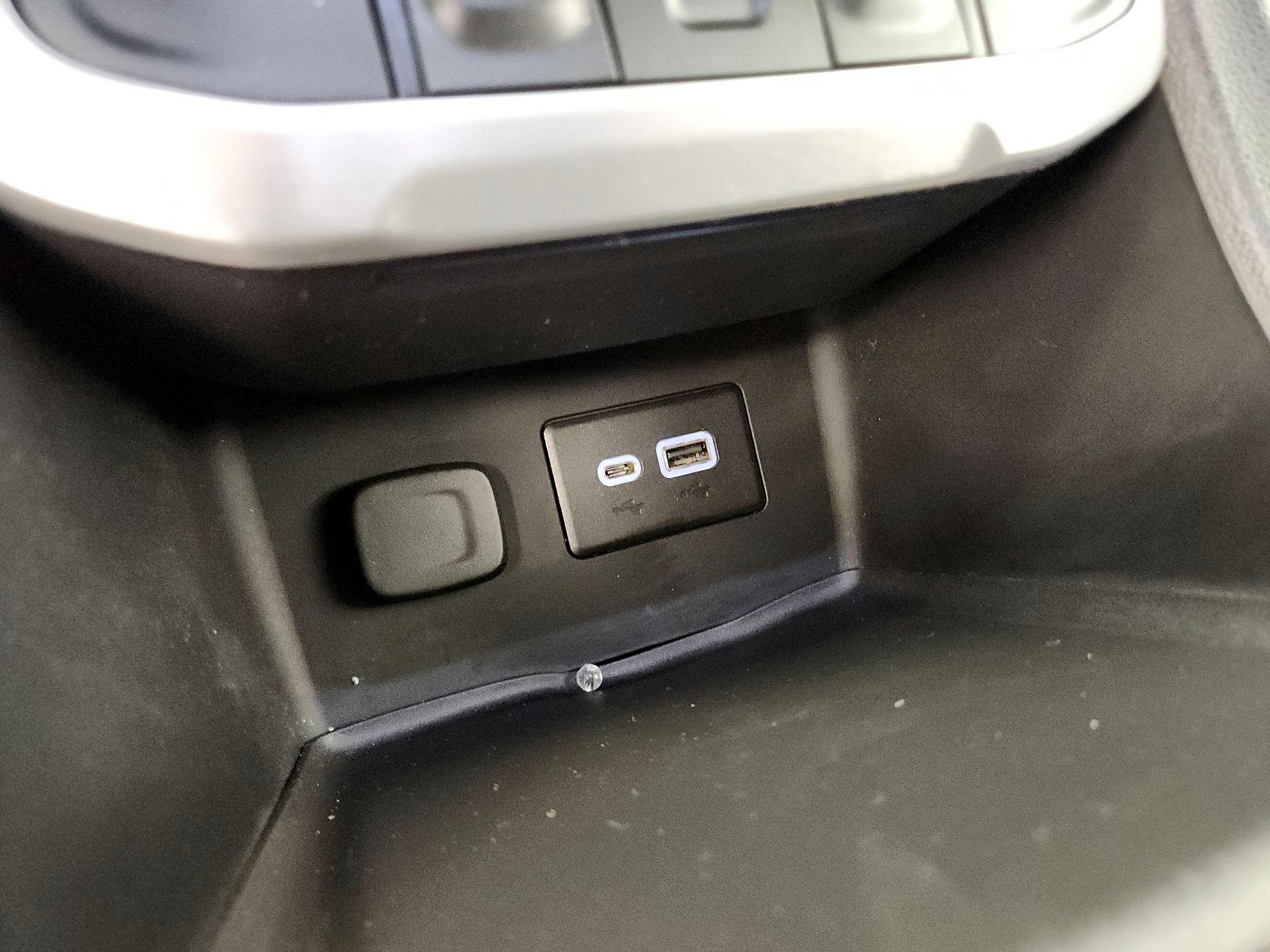 Thumbnail: 2020 GMC Acadia - 18