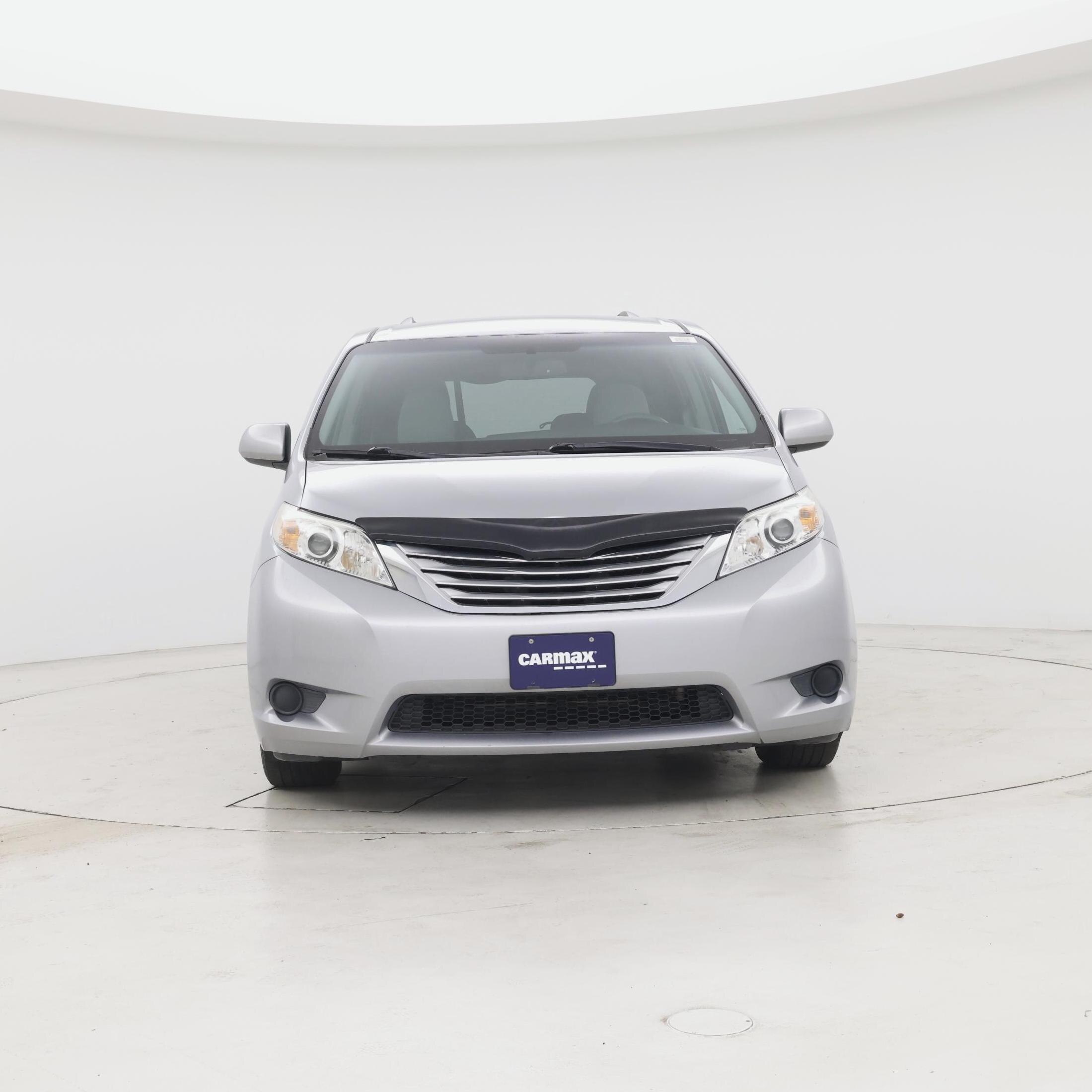 Thumbnail: 2016 Toyota Sienna - 5