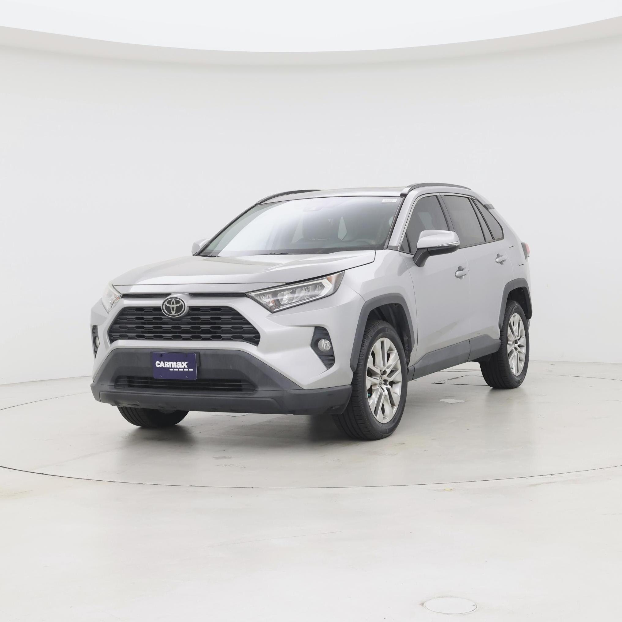 Thumbnail: 2019 Toyota RAV4 - 4