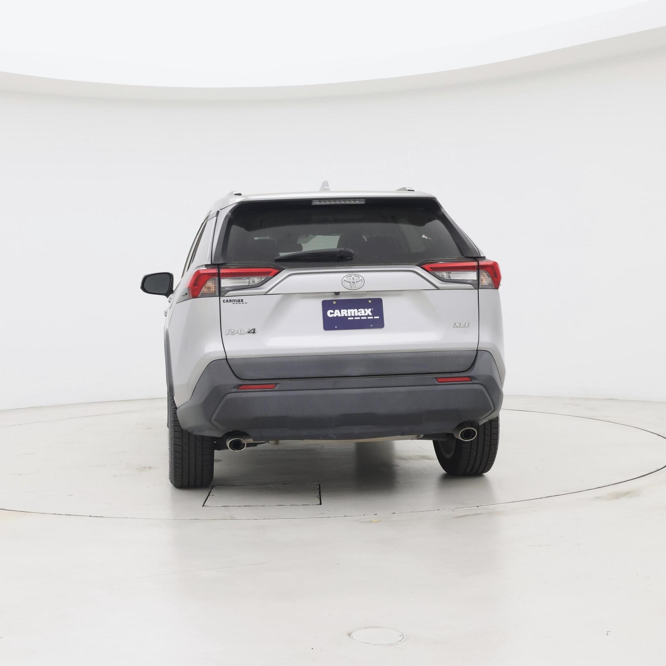 Thumbnail: 2019 Toyota RAV4 - 6