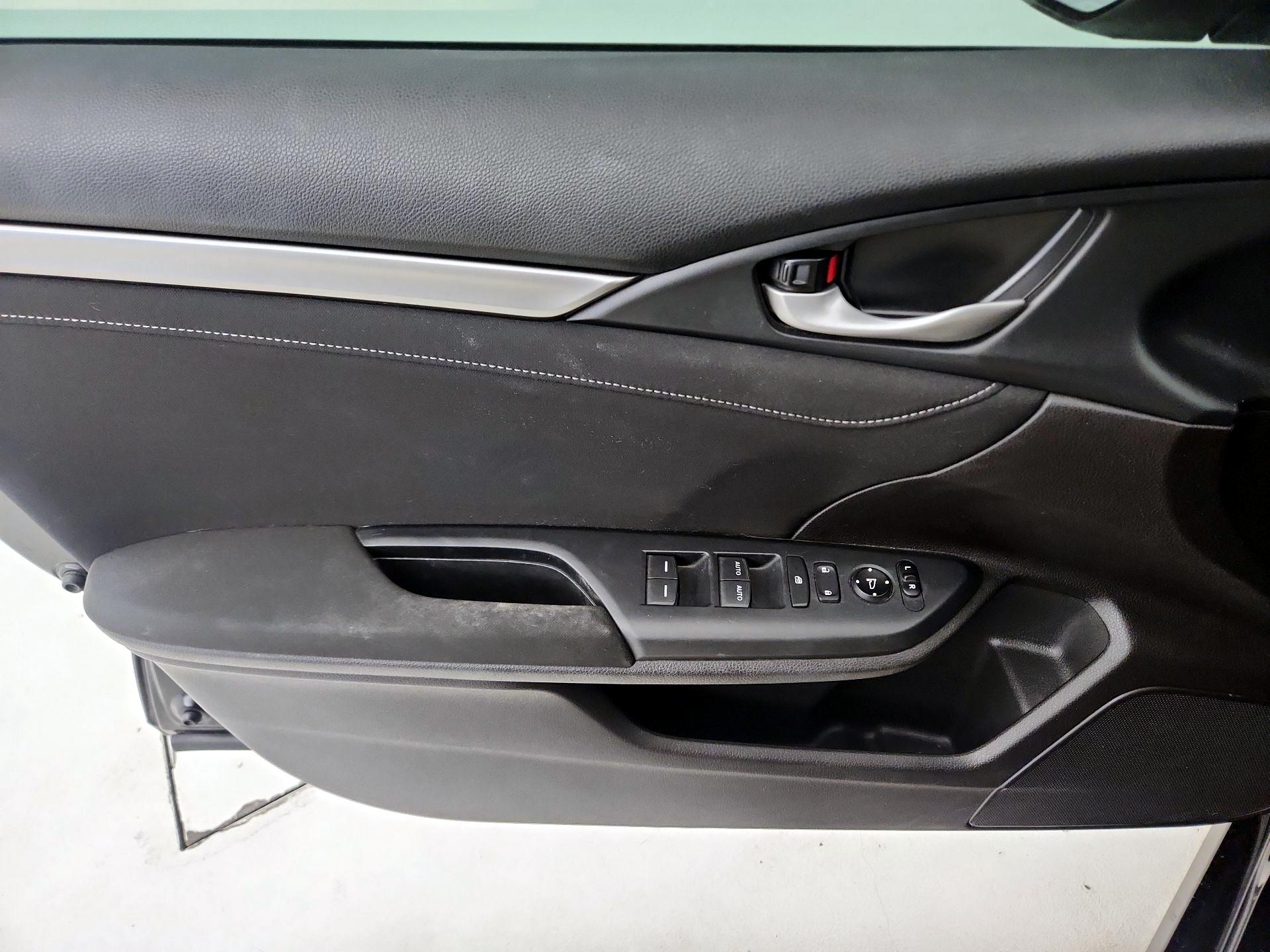 Thumbnail: 2021 Honda Civic - 12