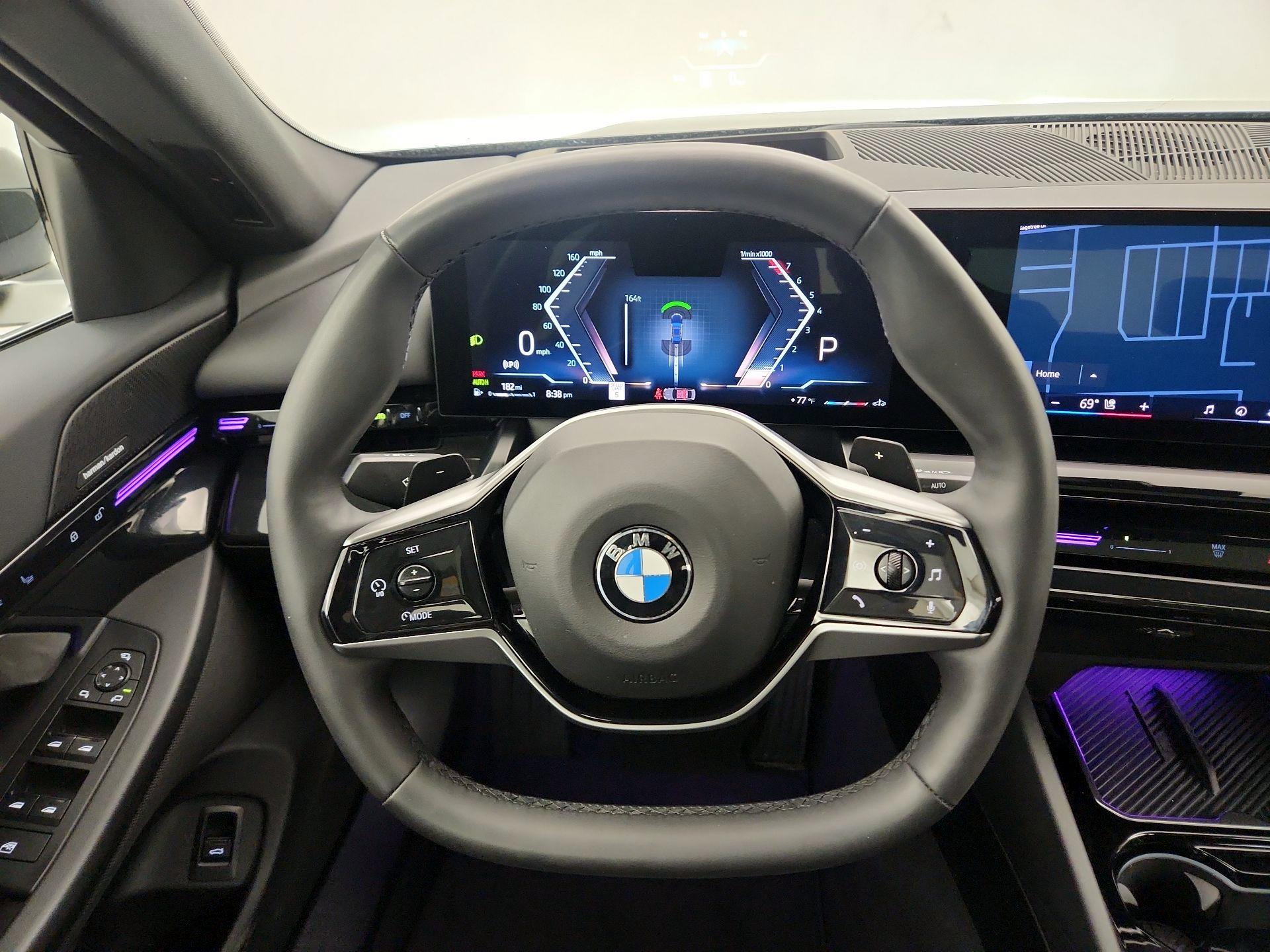 Thumbnail: 2024 BMW 5 Series - 10