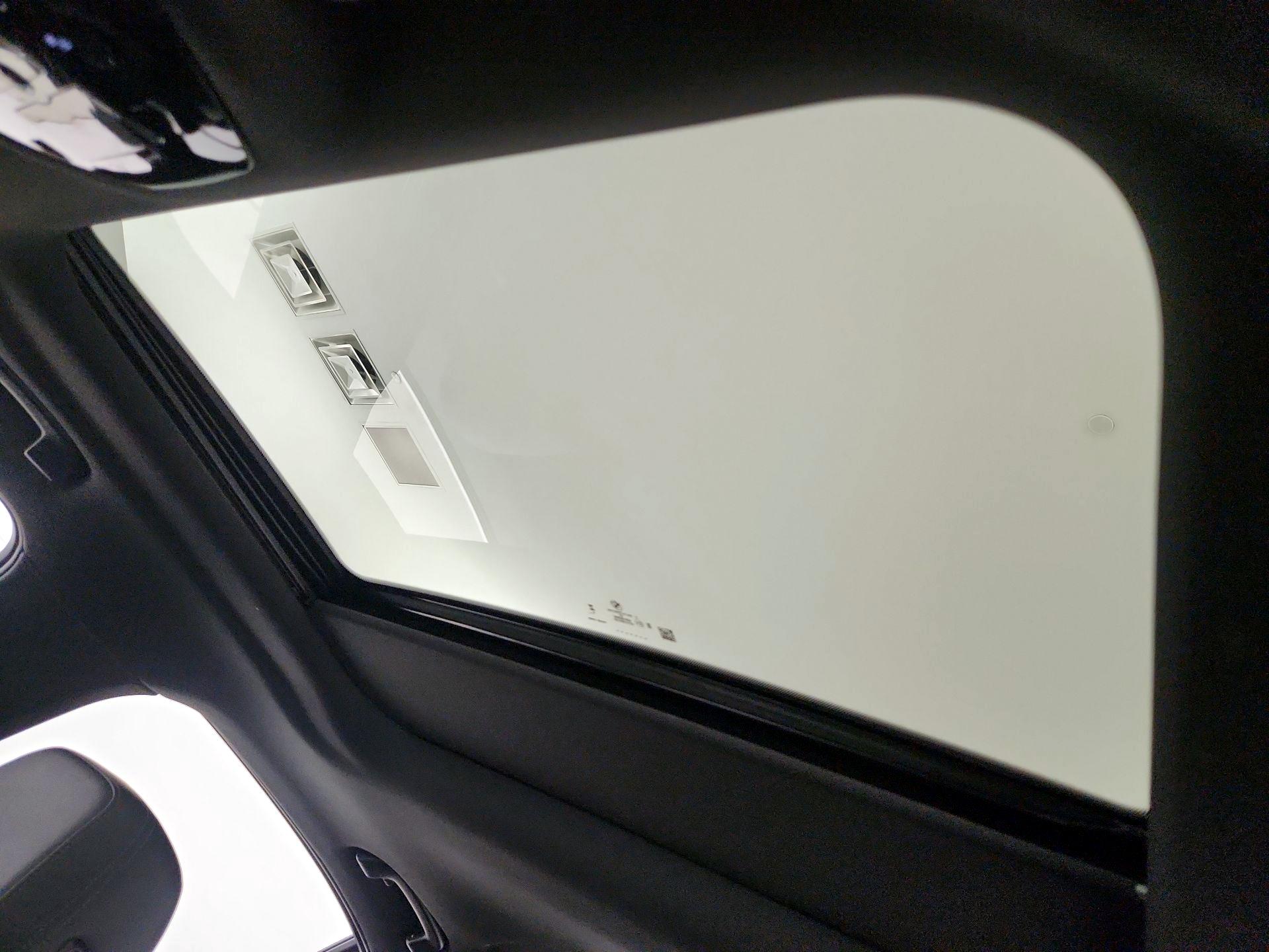 Thumbnail: 2024 BMW 5 Series - 20