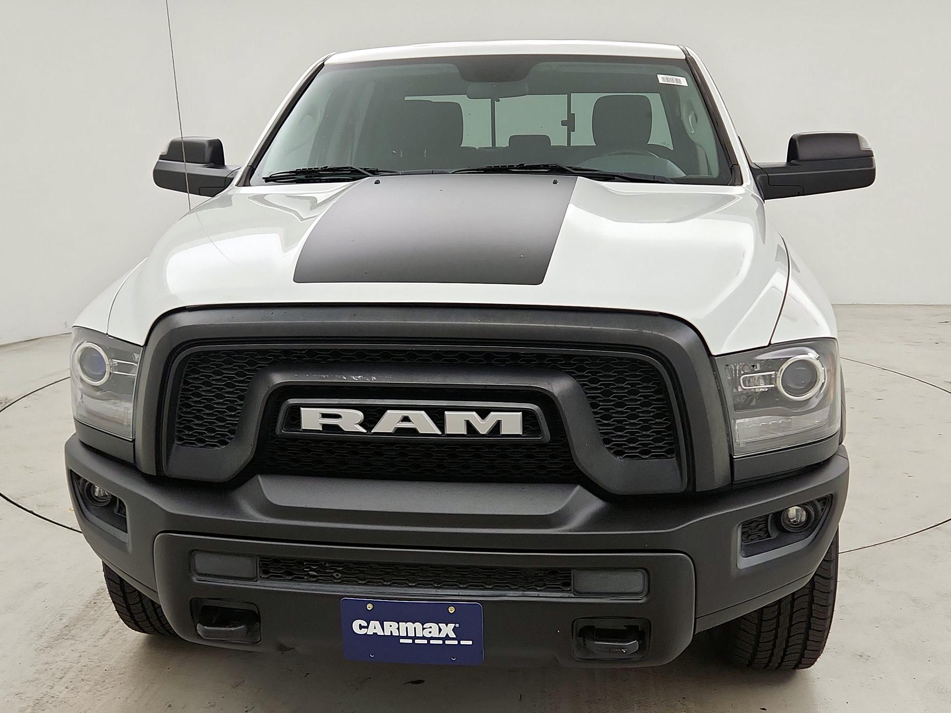 Thumbnail: 2019 RAM 1500 Classic - 2